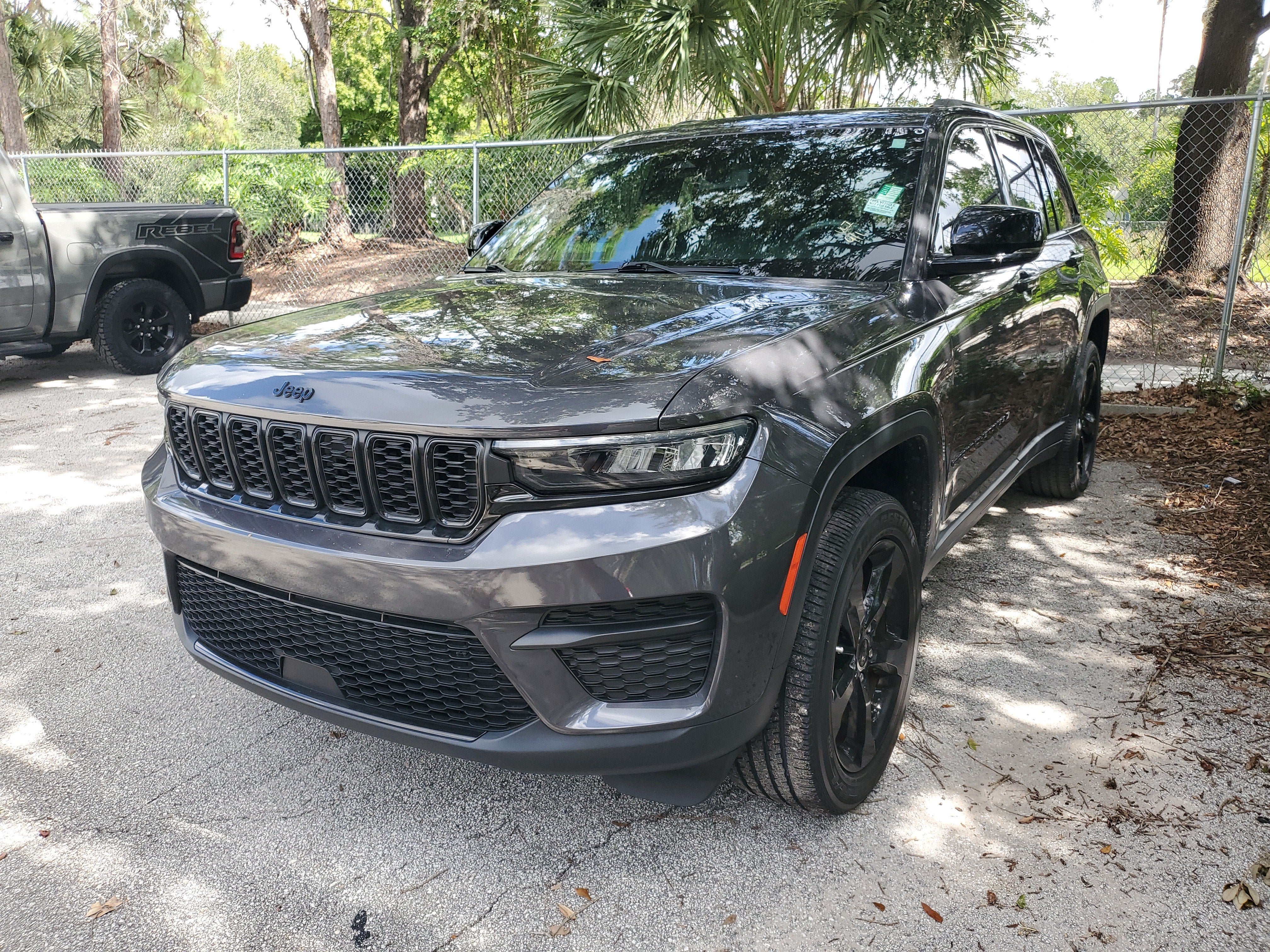 2023 Jeep Grand Cherokee Altitude