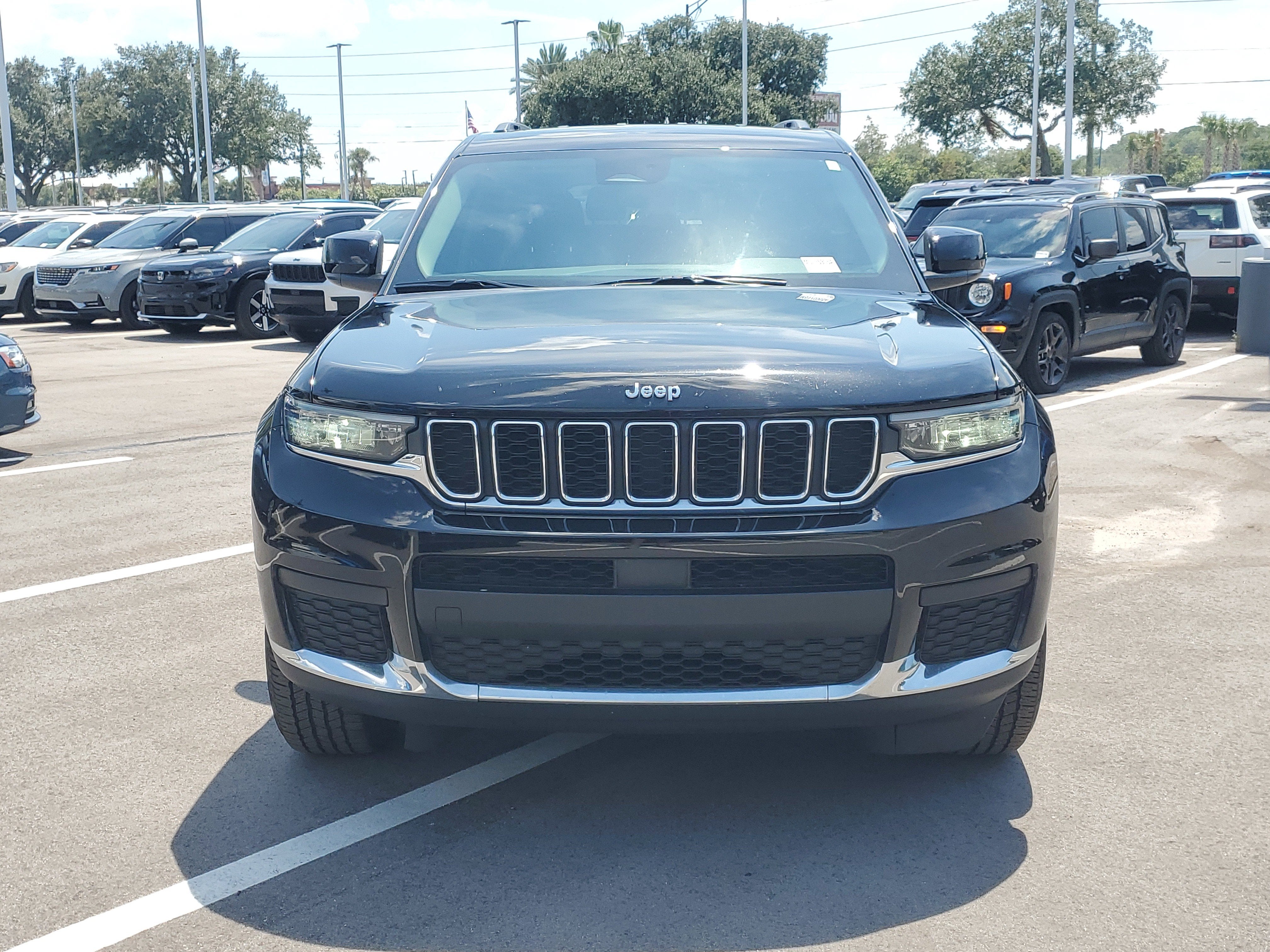 2021 Jeep Grand Cherokee L Laredo