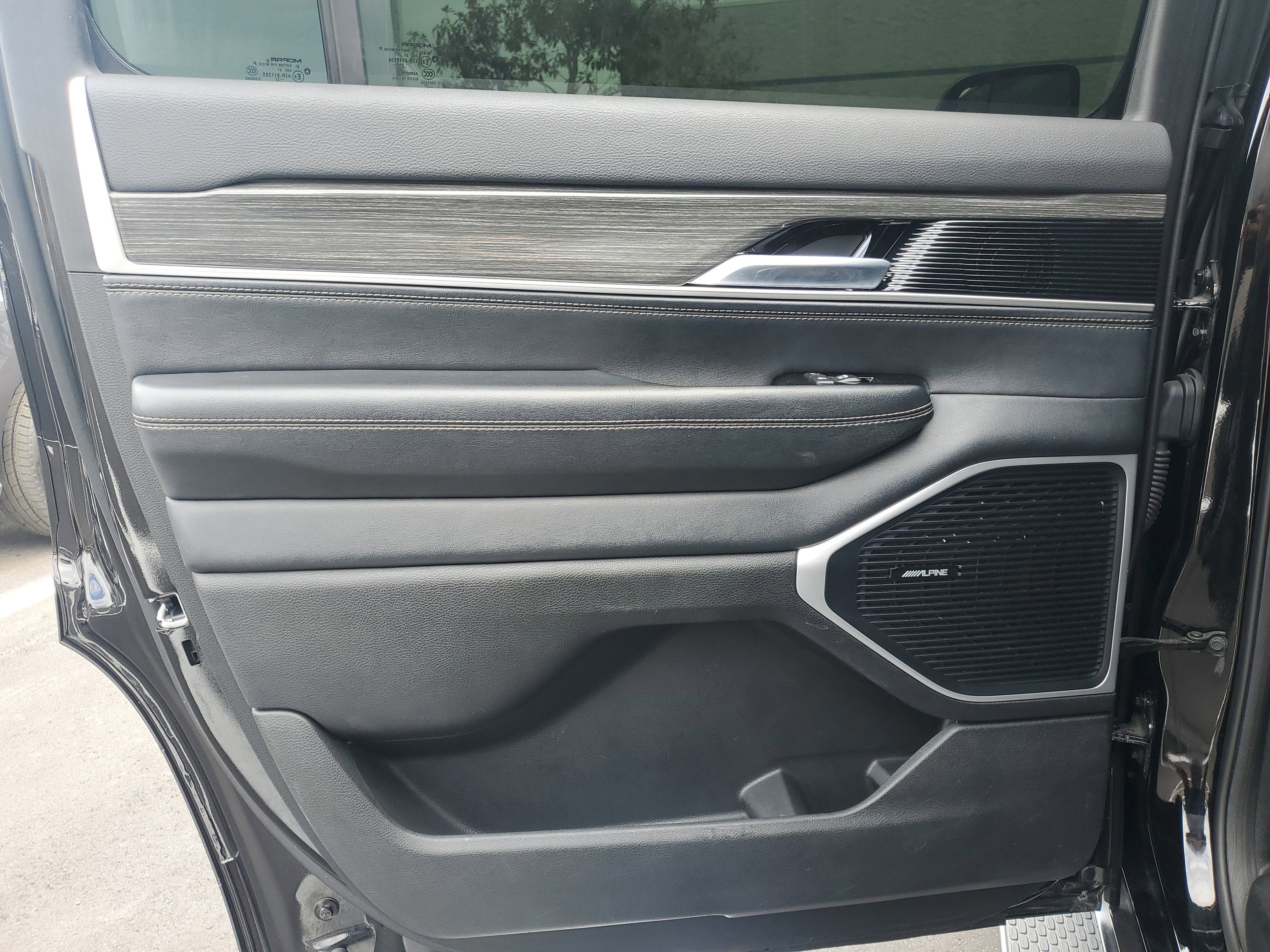 2022 Jeep Wagoneer Series II