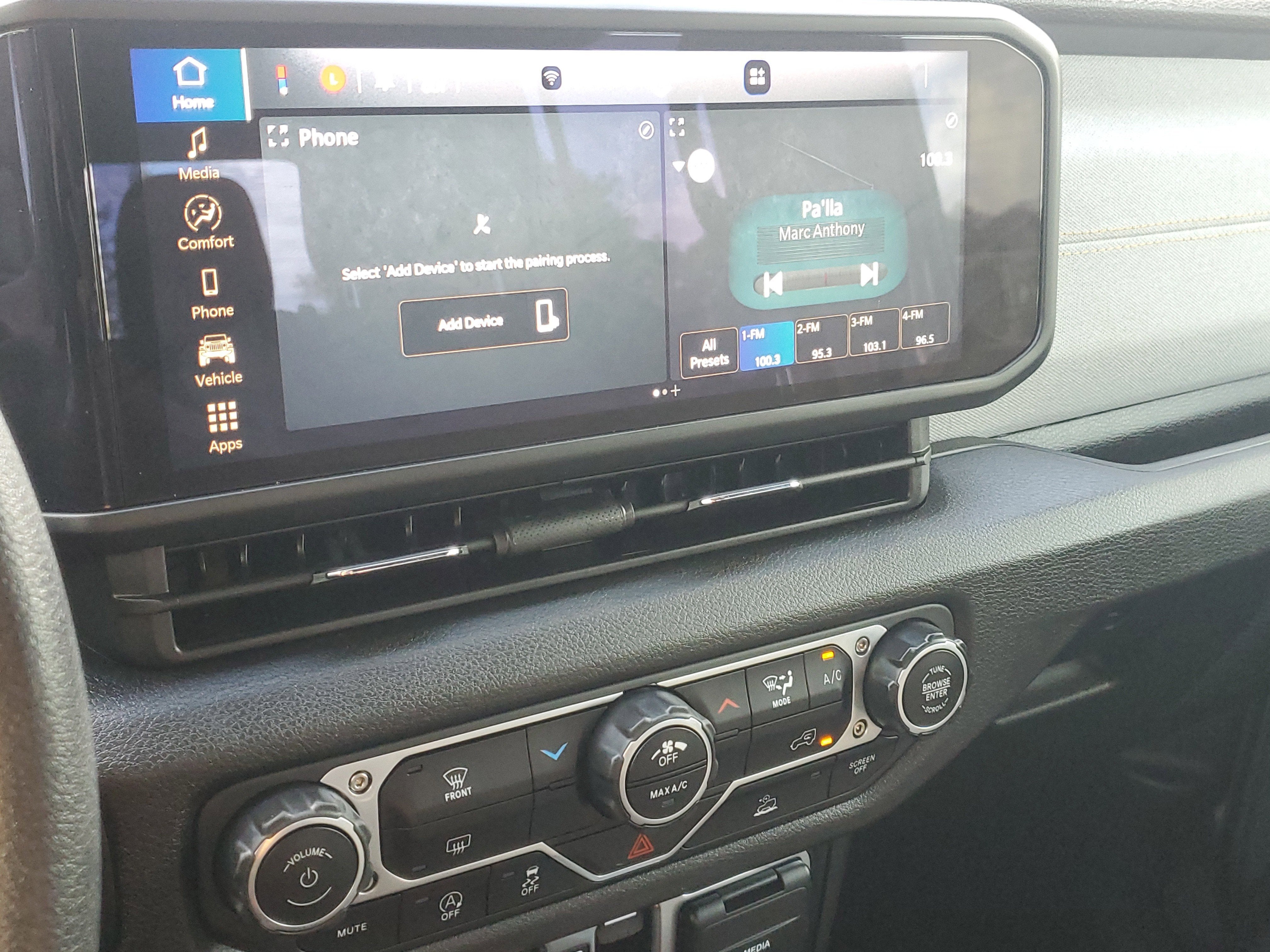 2025 Jeep Gladiator Nighthawk