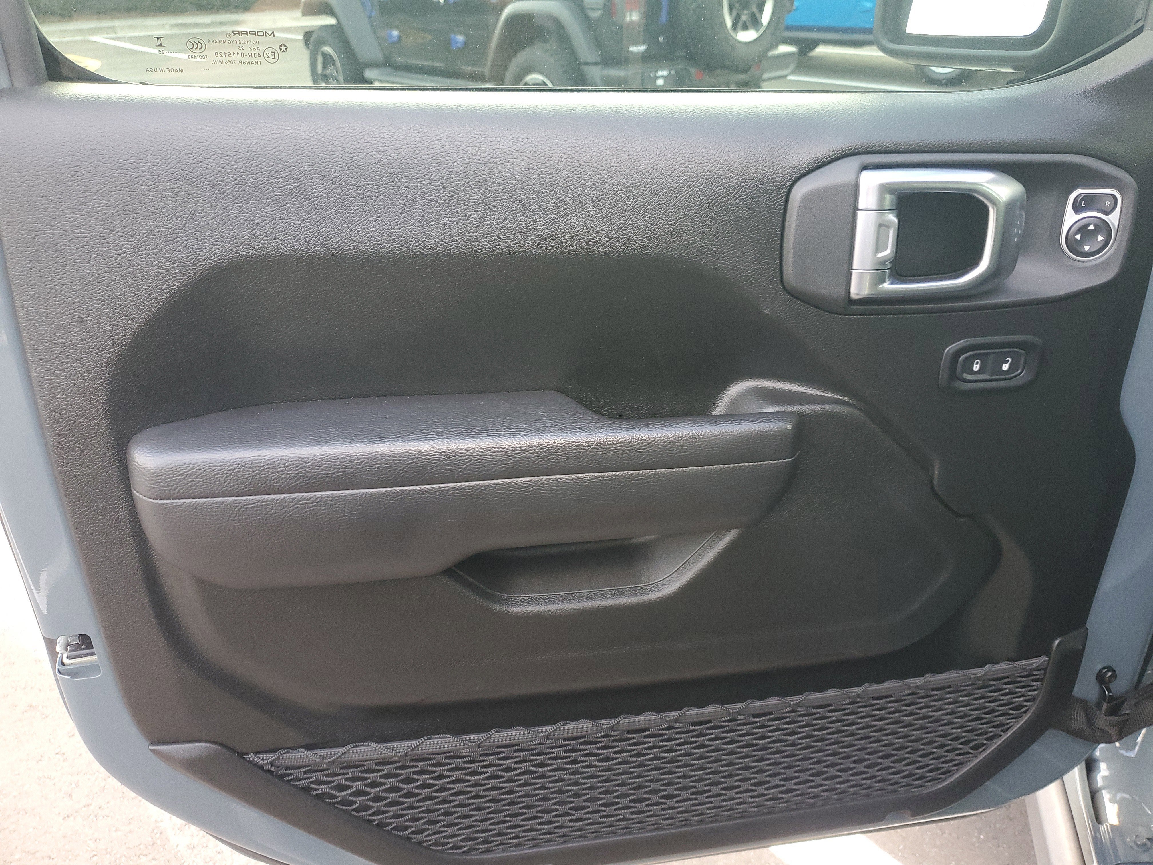 2025 Jeep Gladiator Nighthawk