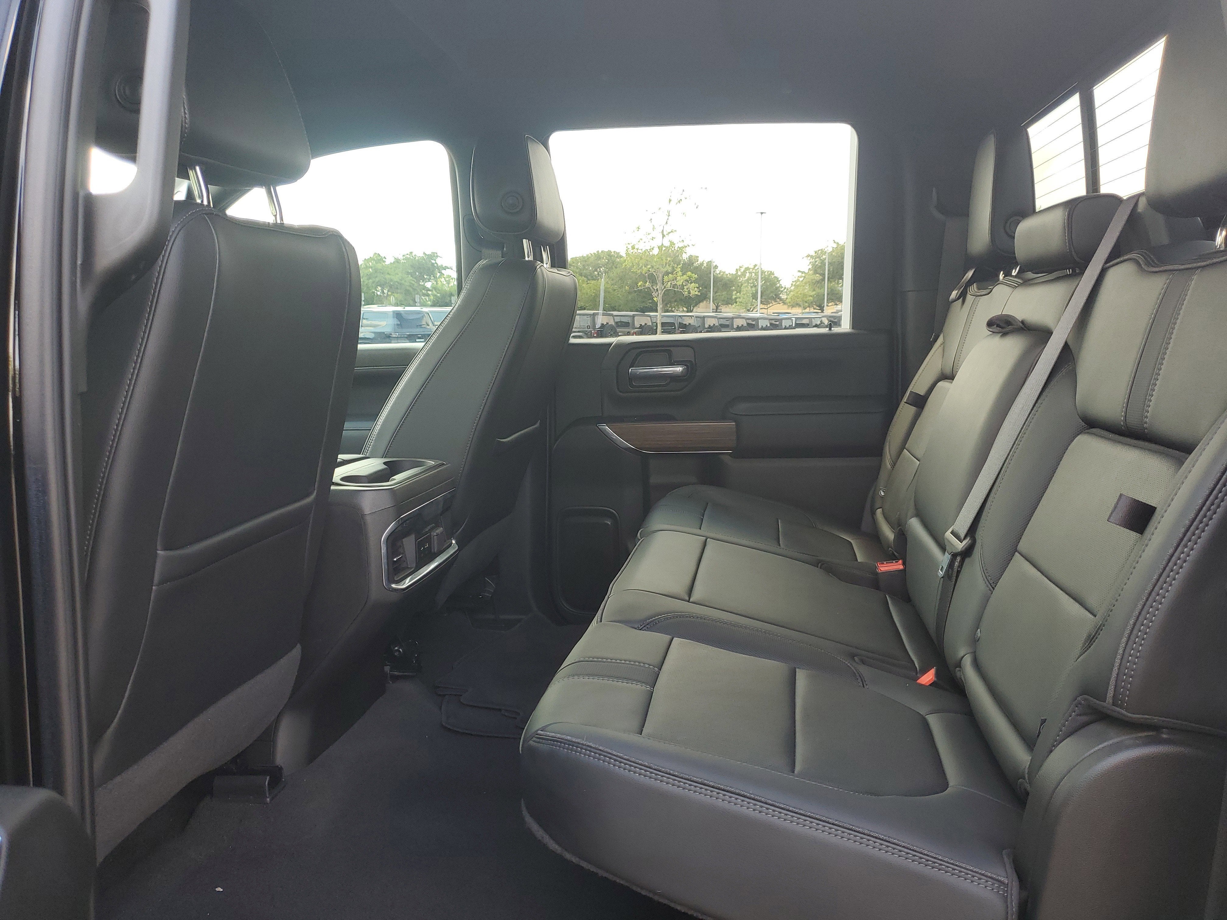 2022 Chevrolet Silverado 3500HD High Country