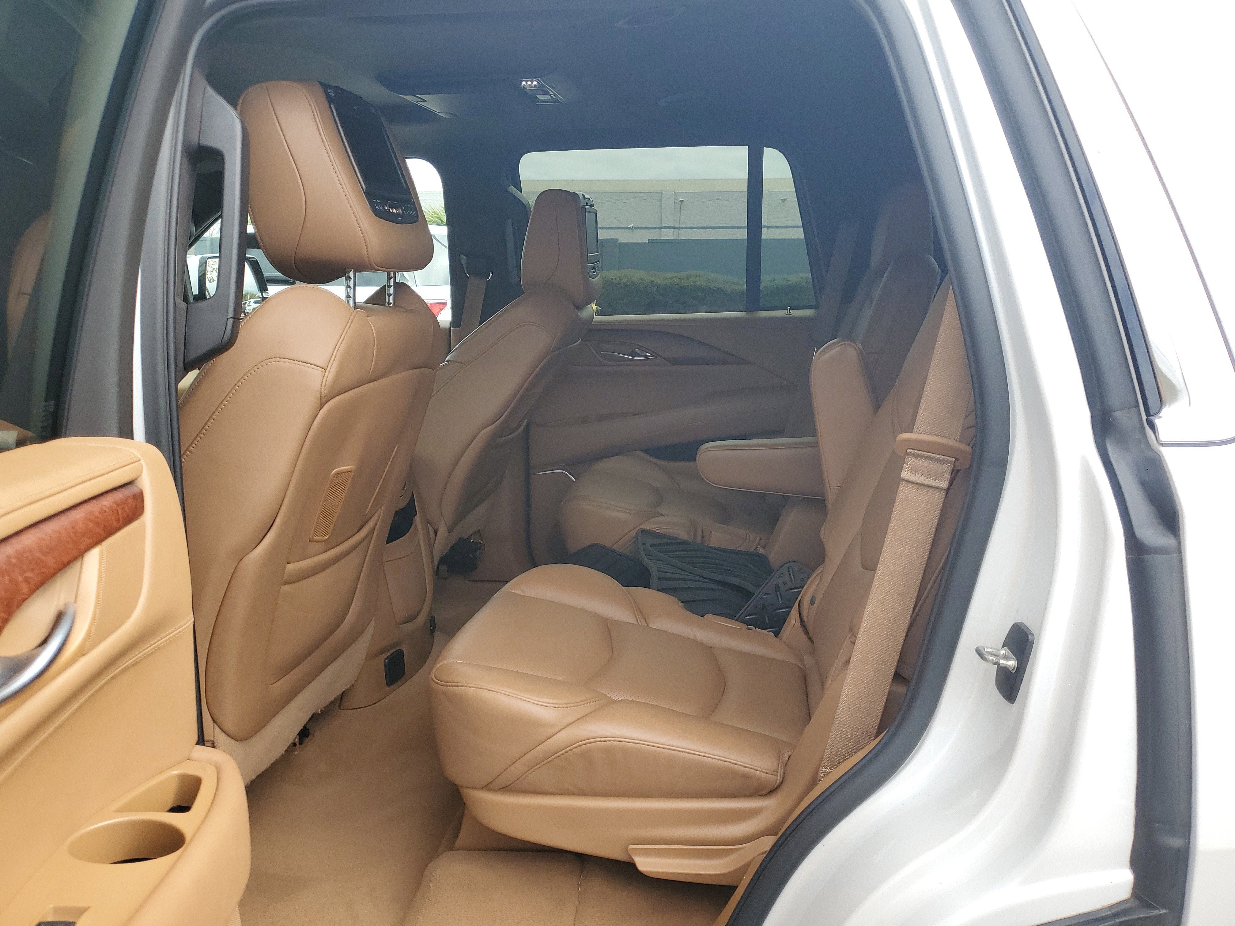 2017 Cadillac Escalade Platinum