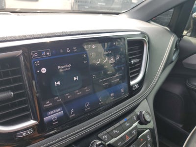 2025 Chrysler Pacifica Hybrid Premium S Appearance Pkg