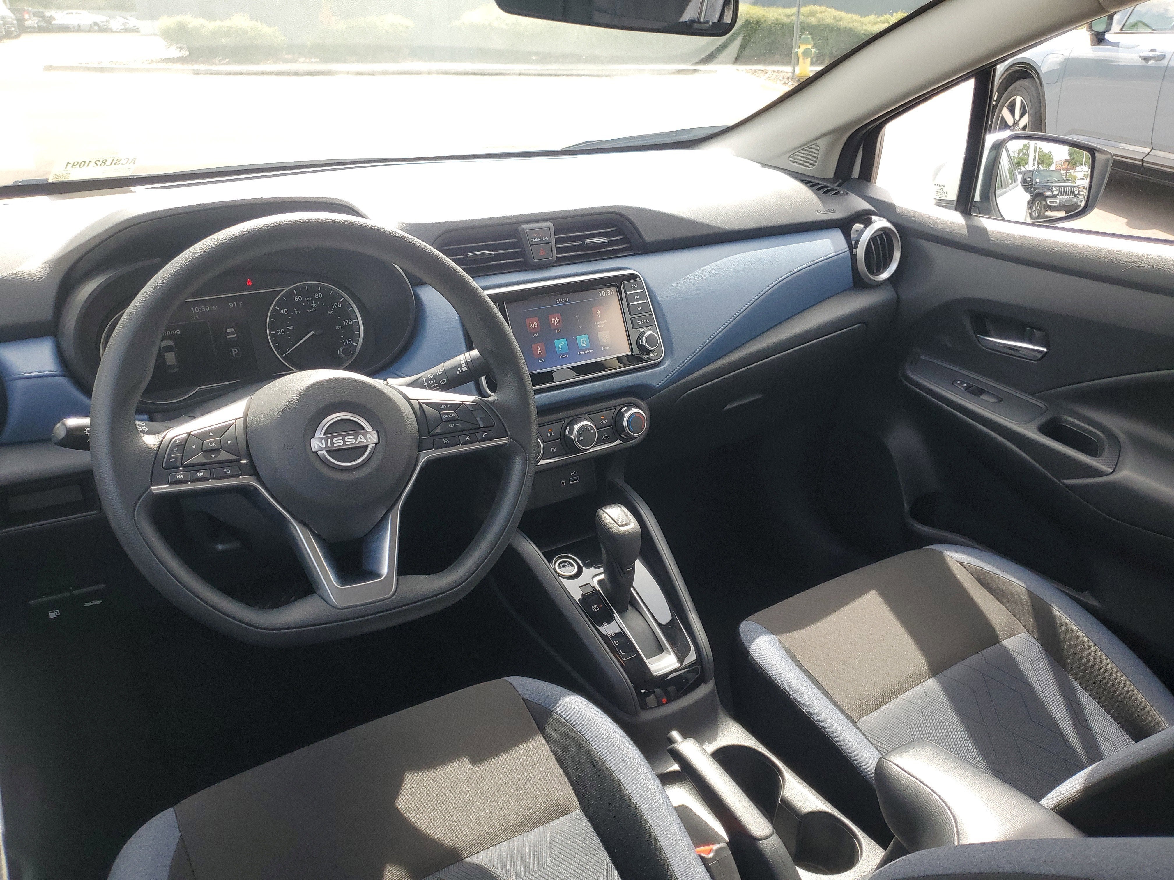 2025 Nissan Versa SV