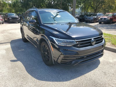 2022 Volkswagen Tiguan SE R-Line Black