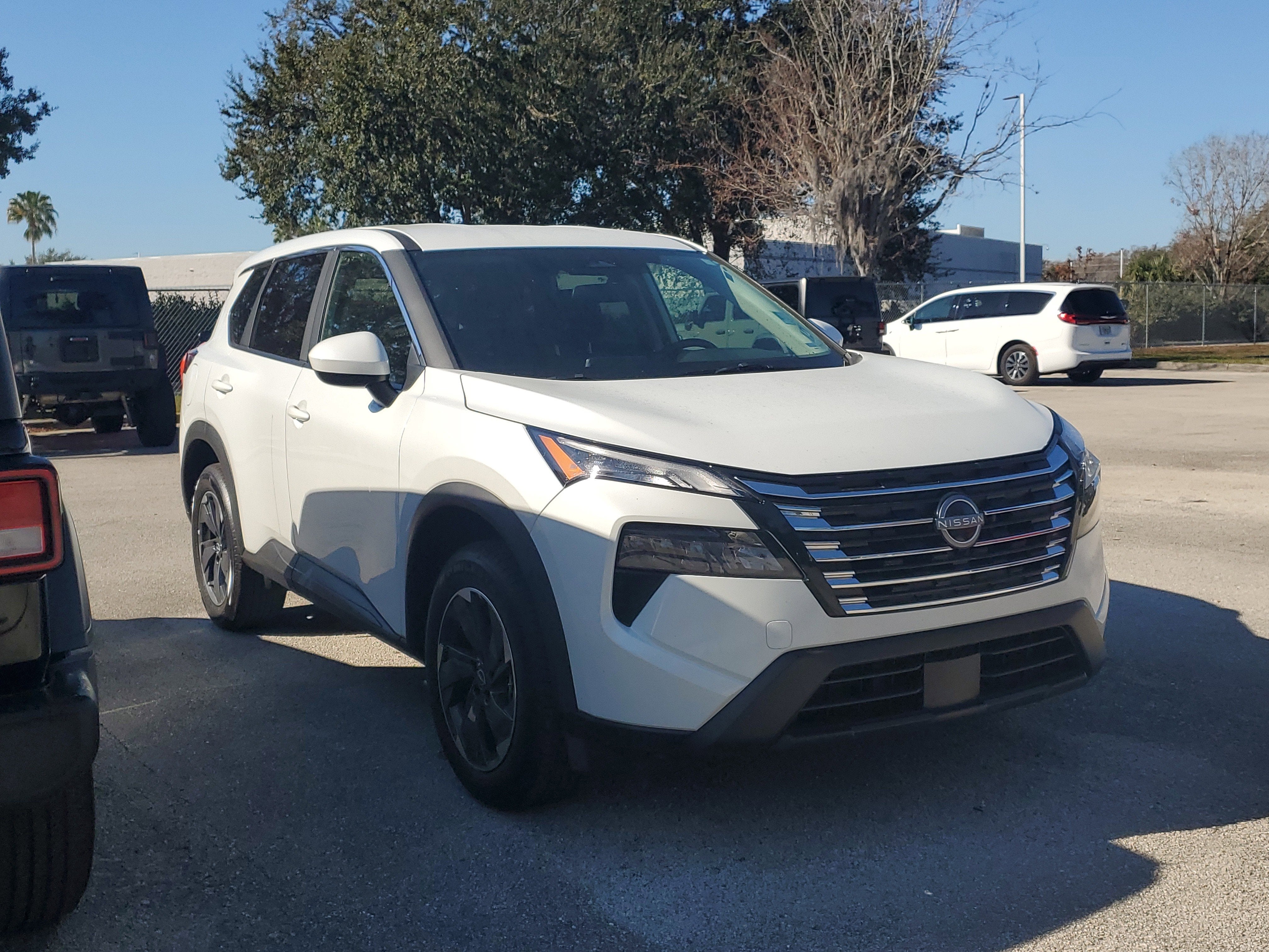 2025 Nissan Rogue SV