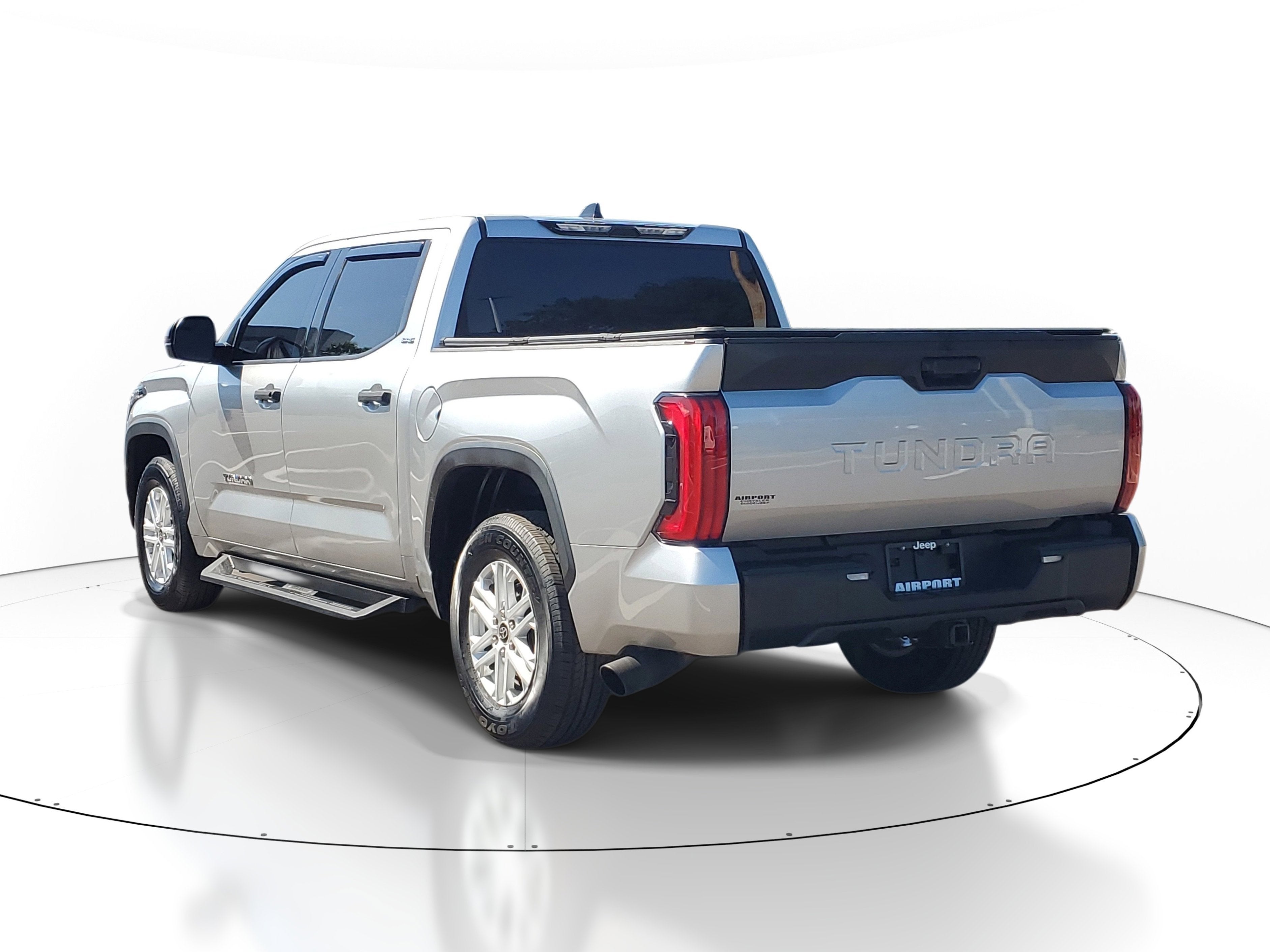 2022 Toyota Tundra 2WD SR5