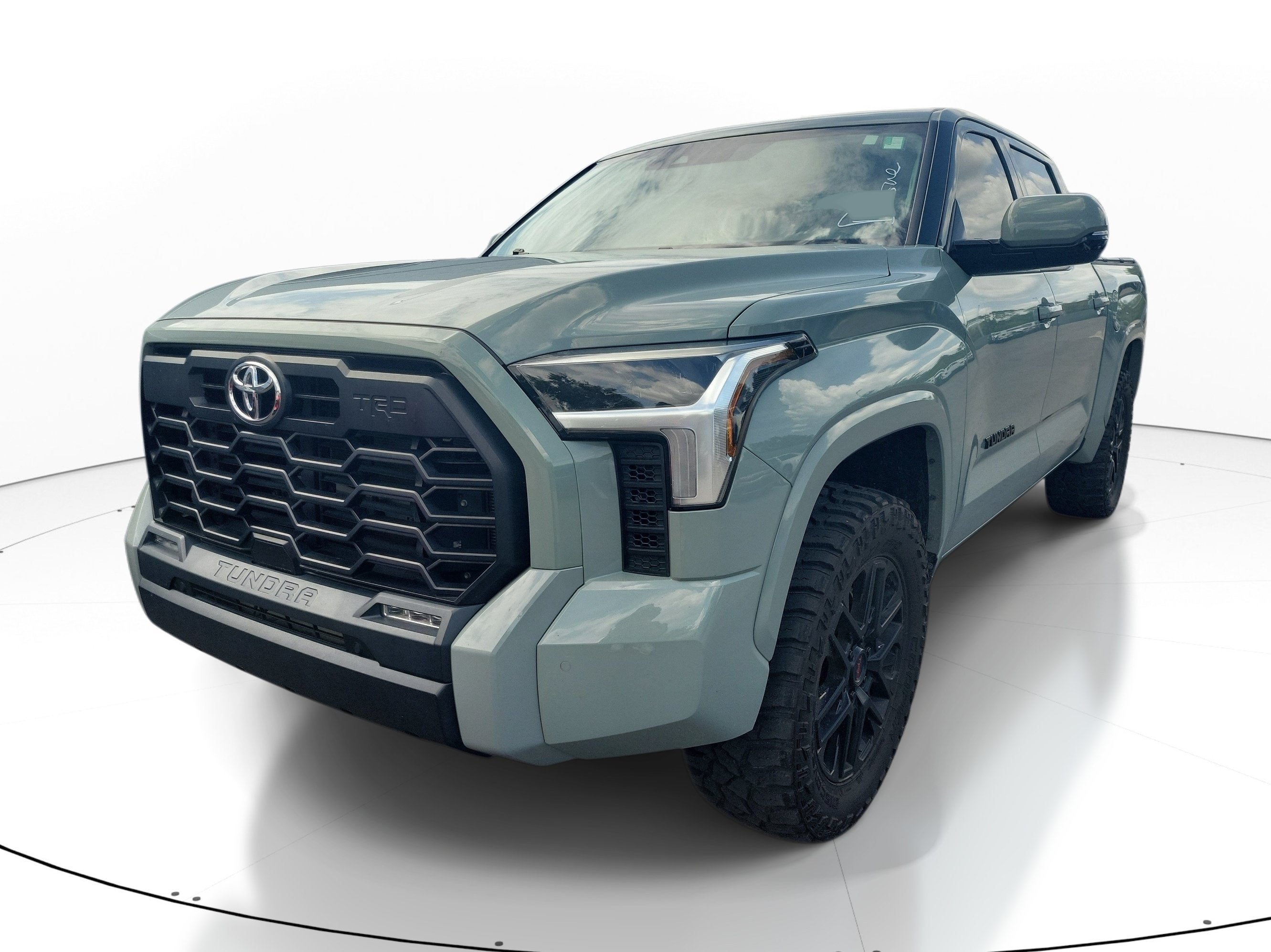 2022 Toyota Tundra 4WD SR5