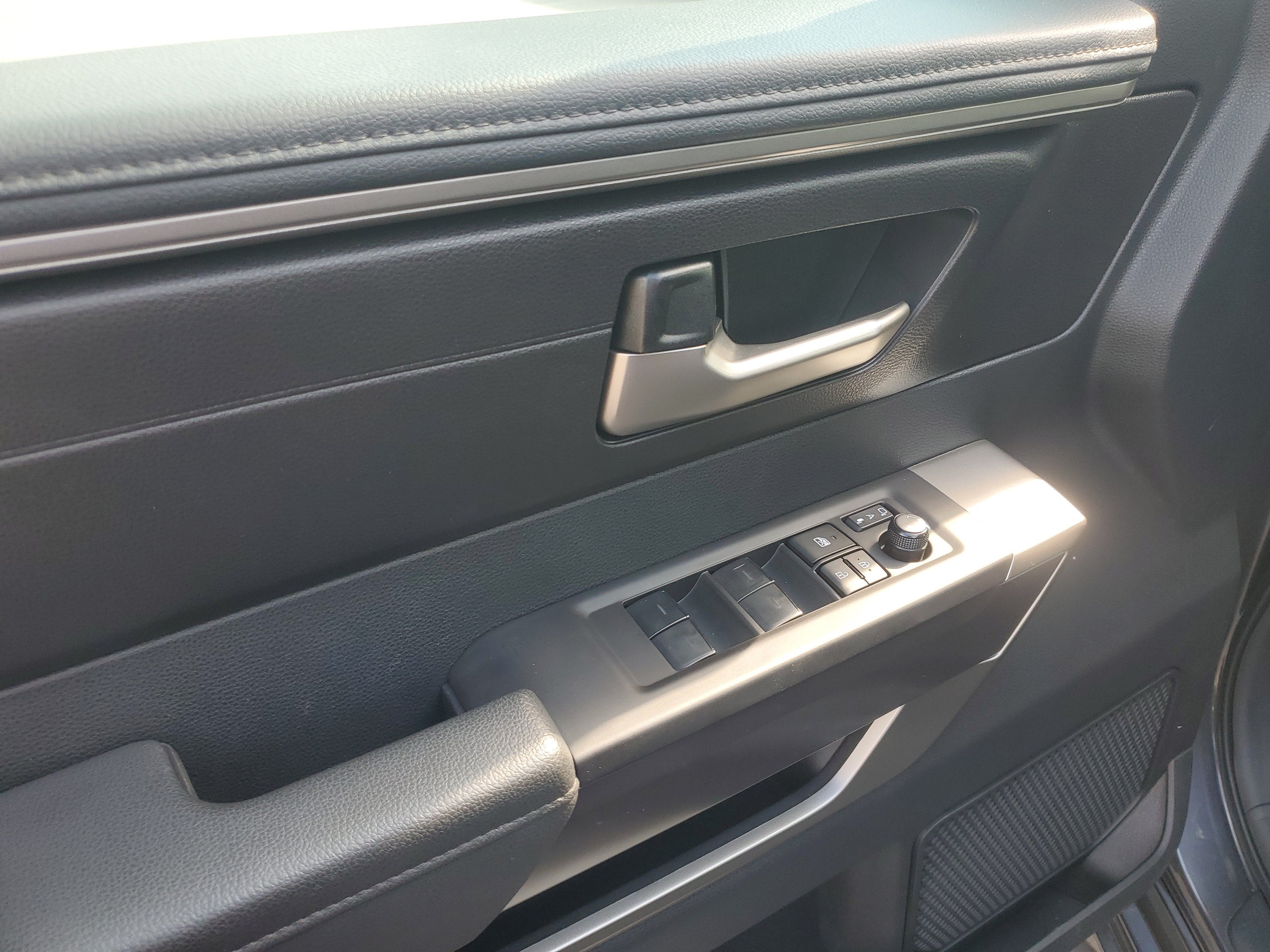 2023 Toyota Tundra 4WD SR5