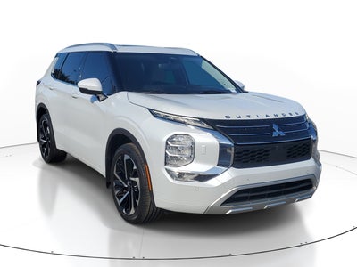 2023 Mitsubishi Outlander SEL