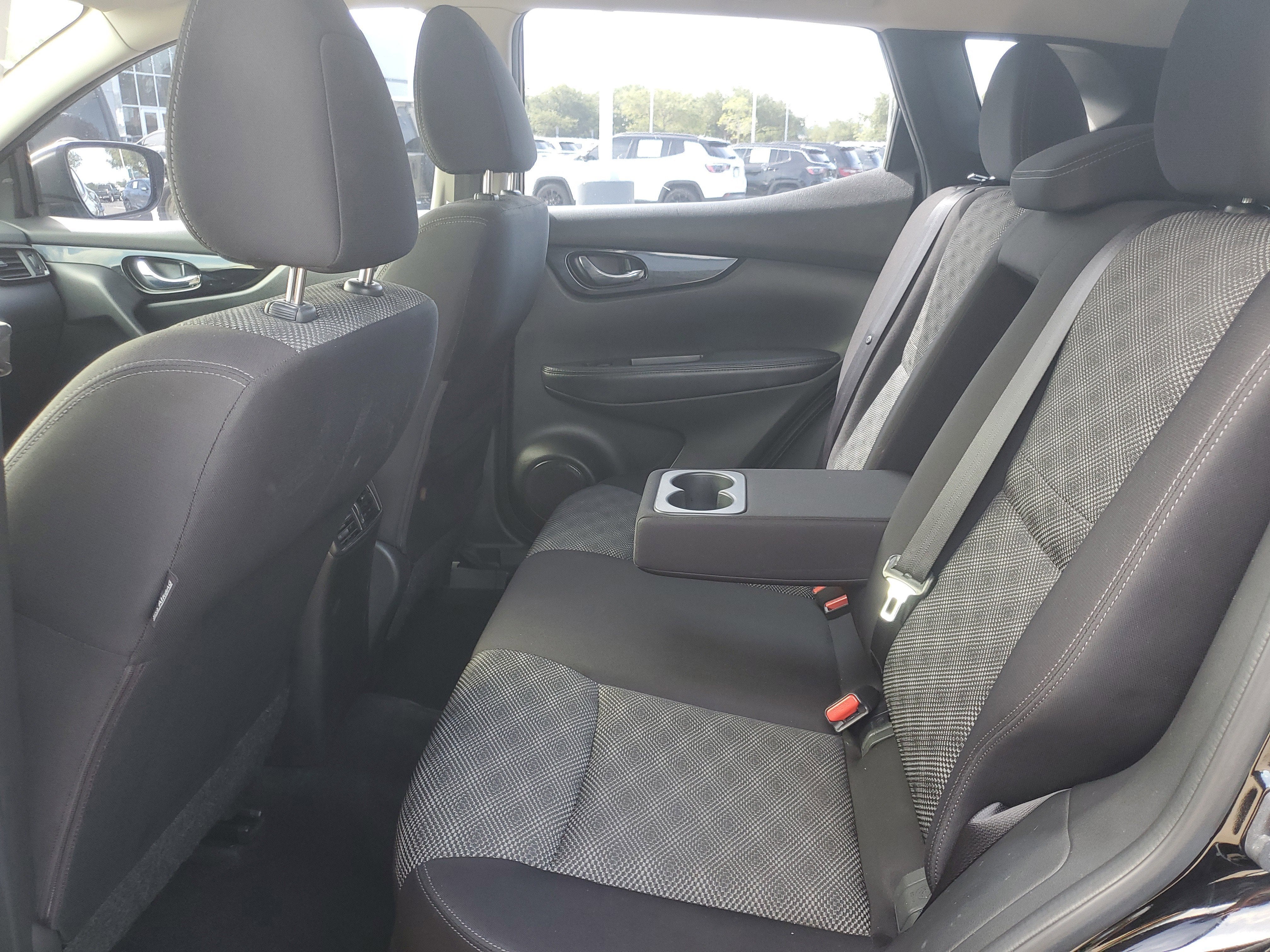 2017 Nissan Rogue Sport SV