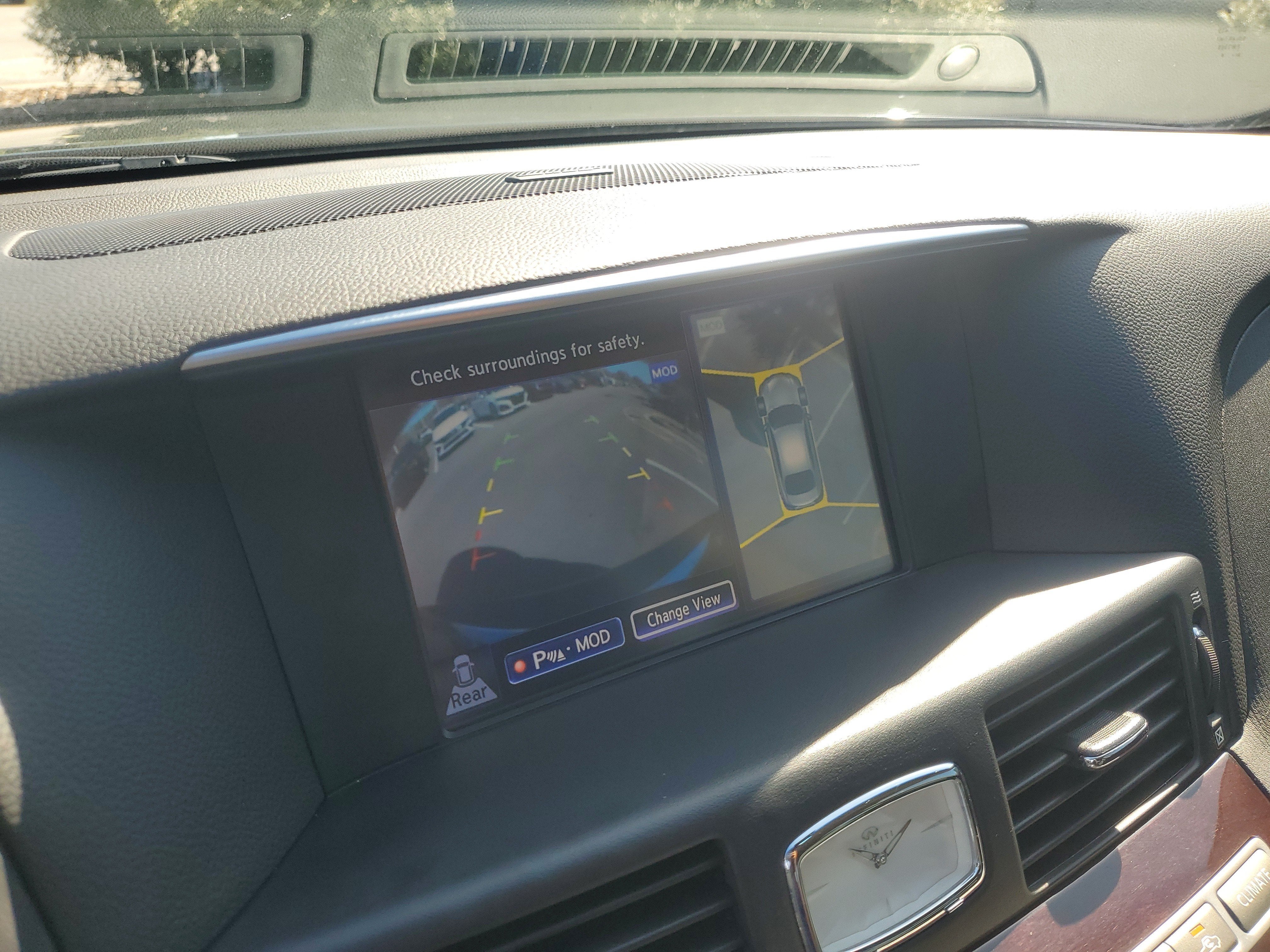 2015 INFINITI Q70 3.7