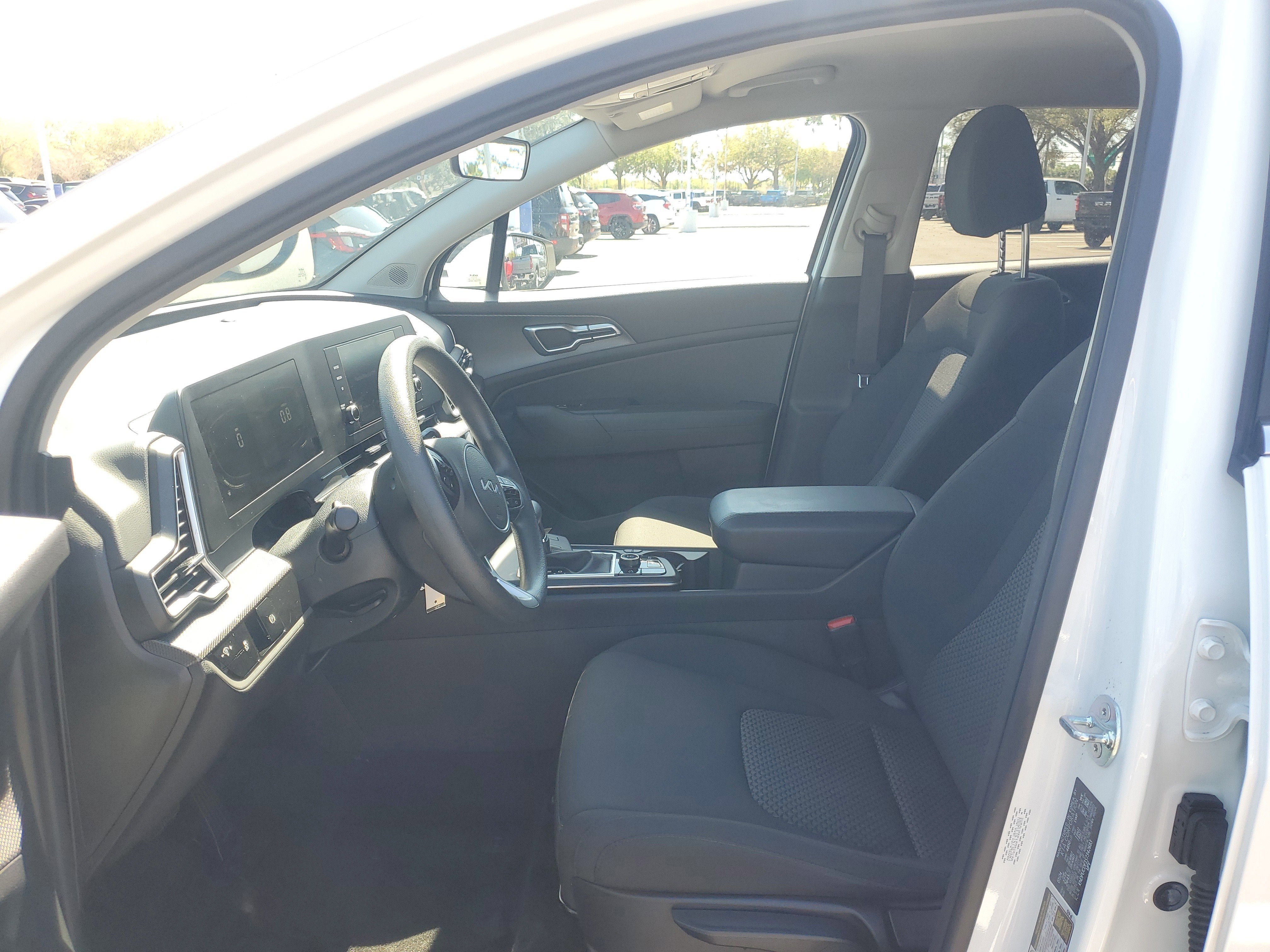 2025 Kia Sportage LX