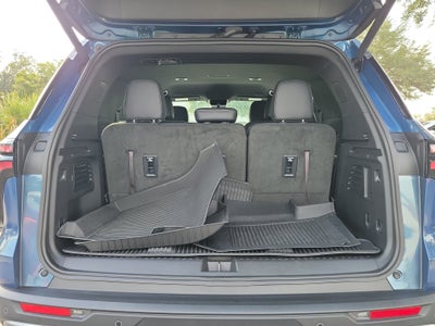 2024 Chevrolet Traverse FWD LT