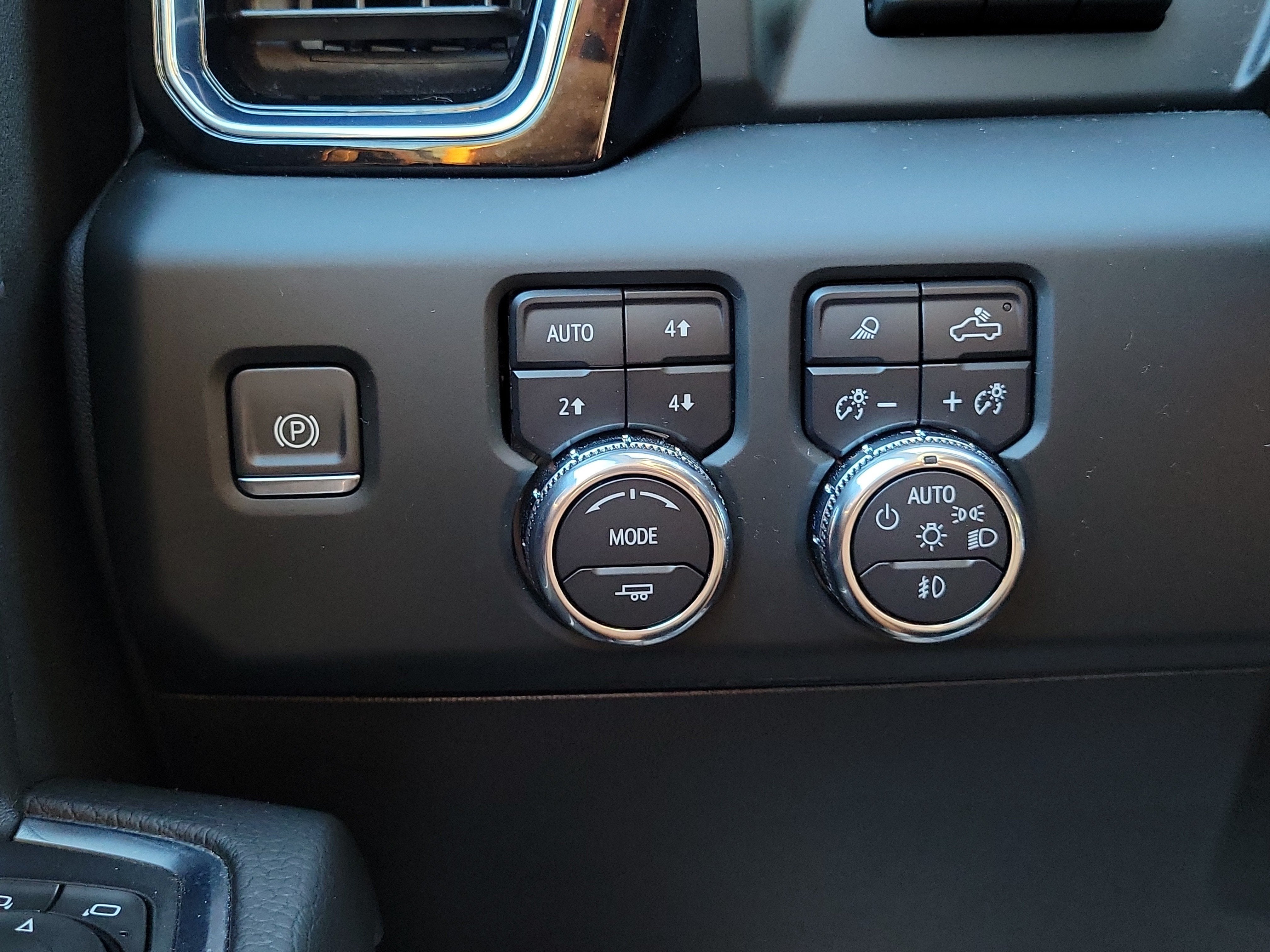 2024 GMC Sierra 3500HD Denali