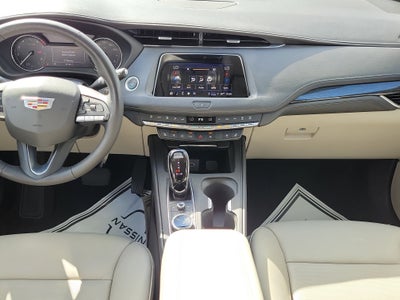 2023 Cadillac XT4 FWD Premium Luxury