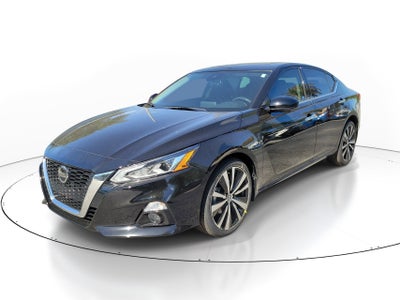 2022 Nissan Altima 2.5 Platinum
