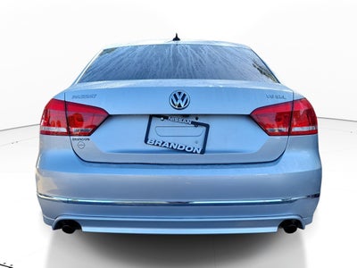 2015 Volkswagen Passat 3.6L V6 SEL Premium