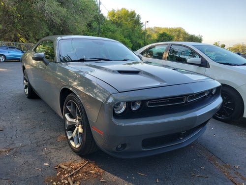 2017 Dodge Challenger SXT Plus