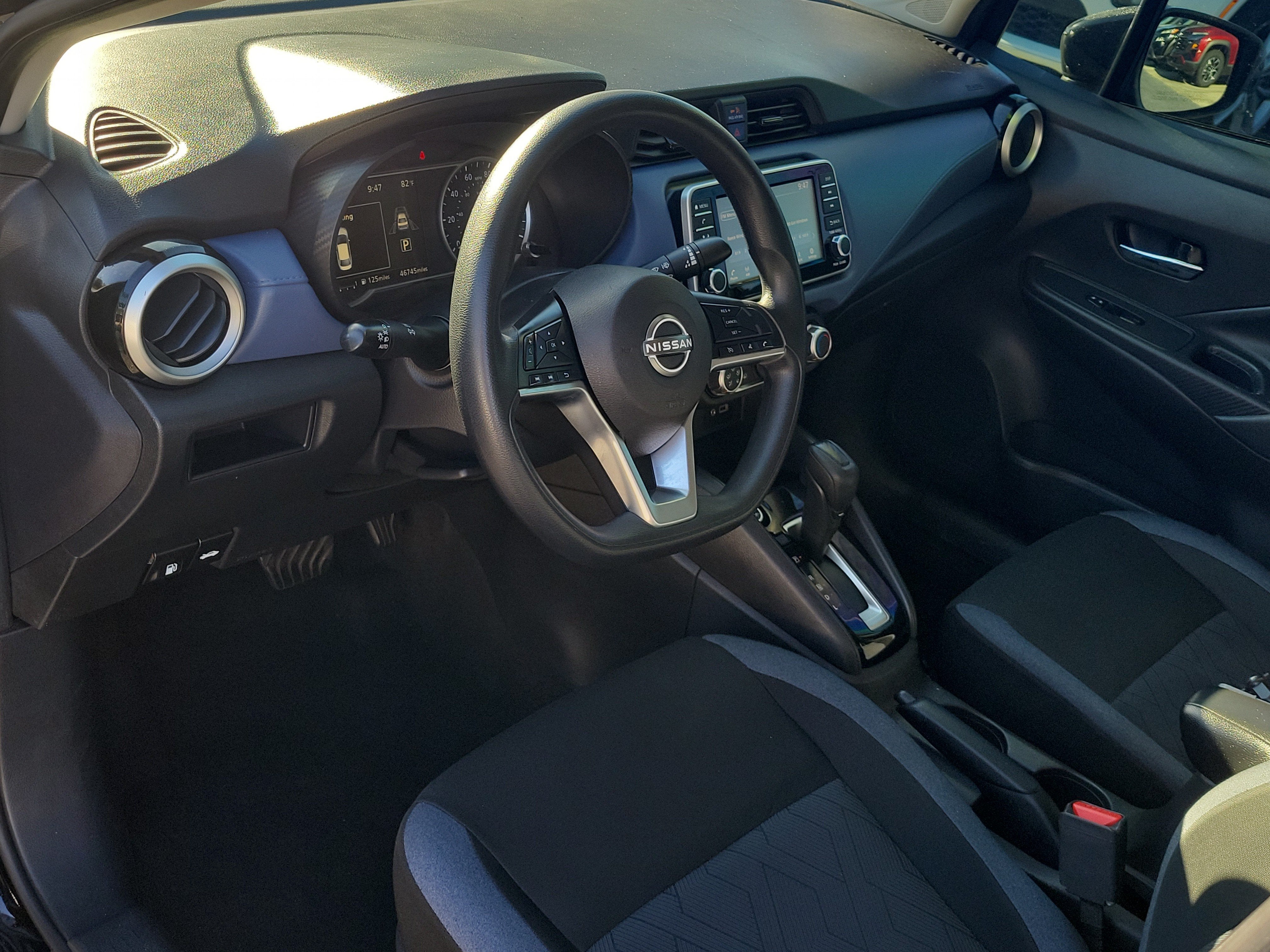 2023 Nissan Versa SV