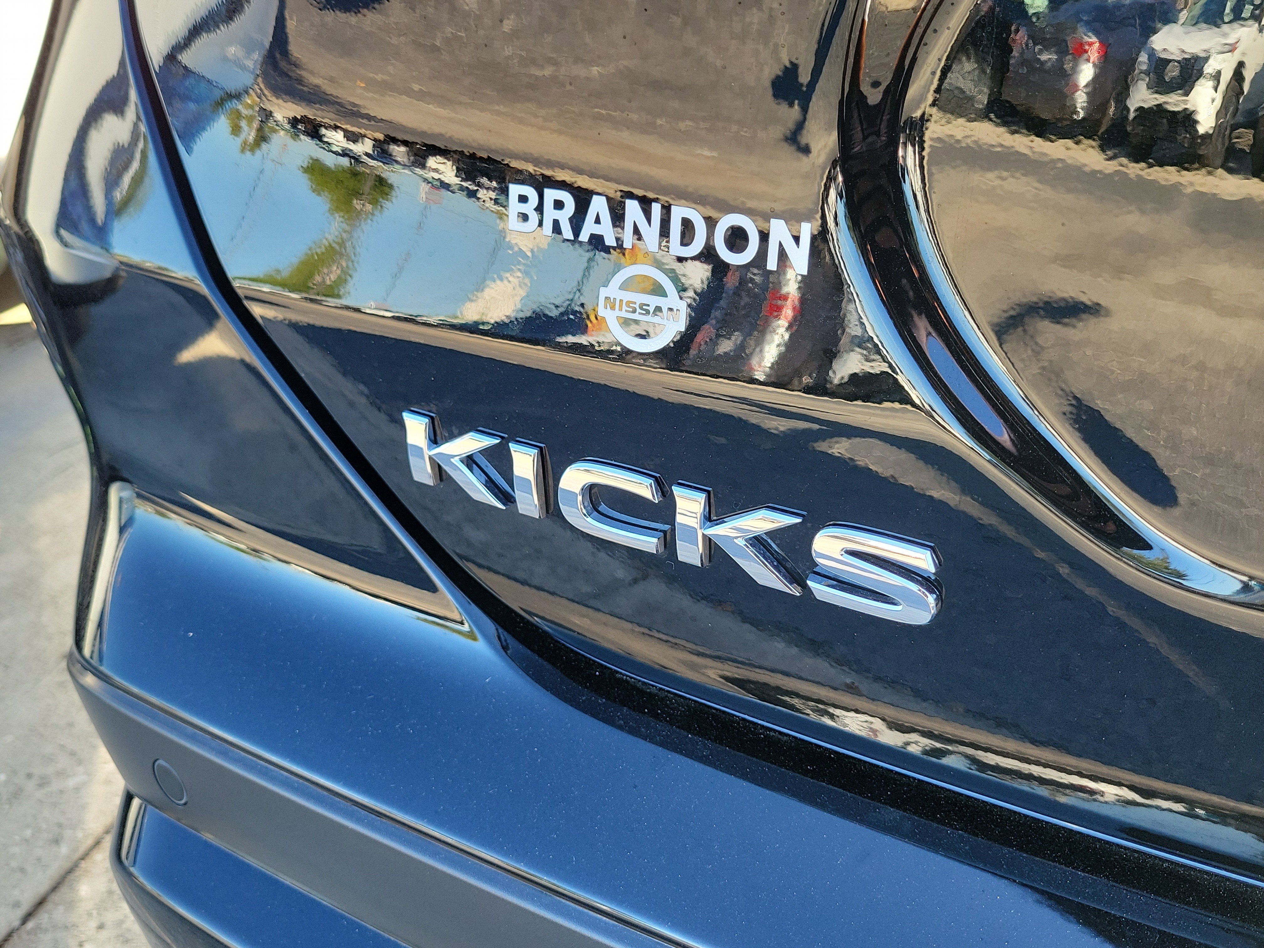 2024 Nissan Kicks S