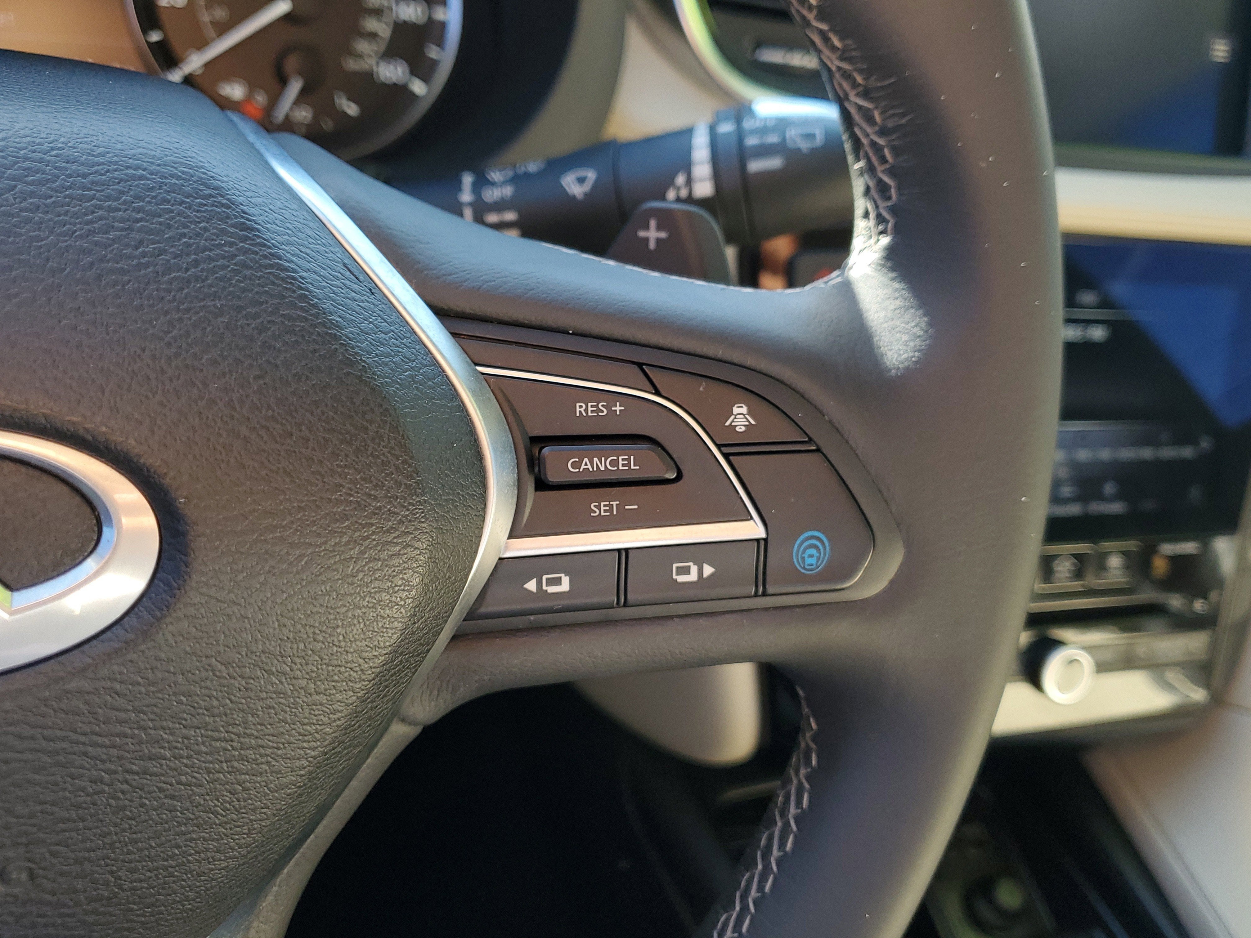 2022 INFINITI QX50 LUXE