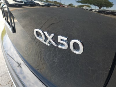 2023 INFINITI QX50 LUXE