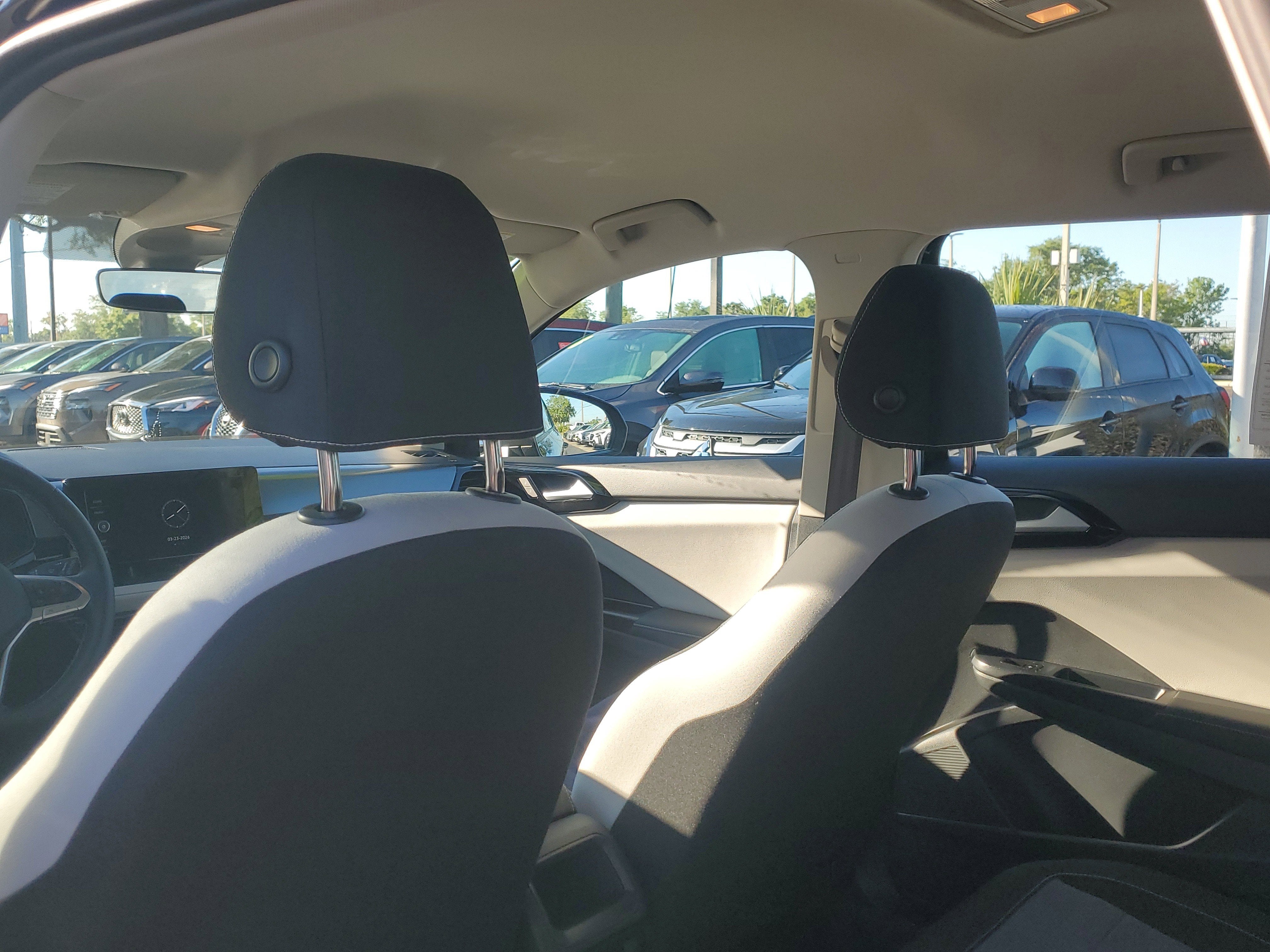 2025 Volkswagen Taos S