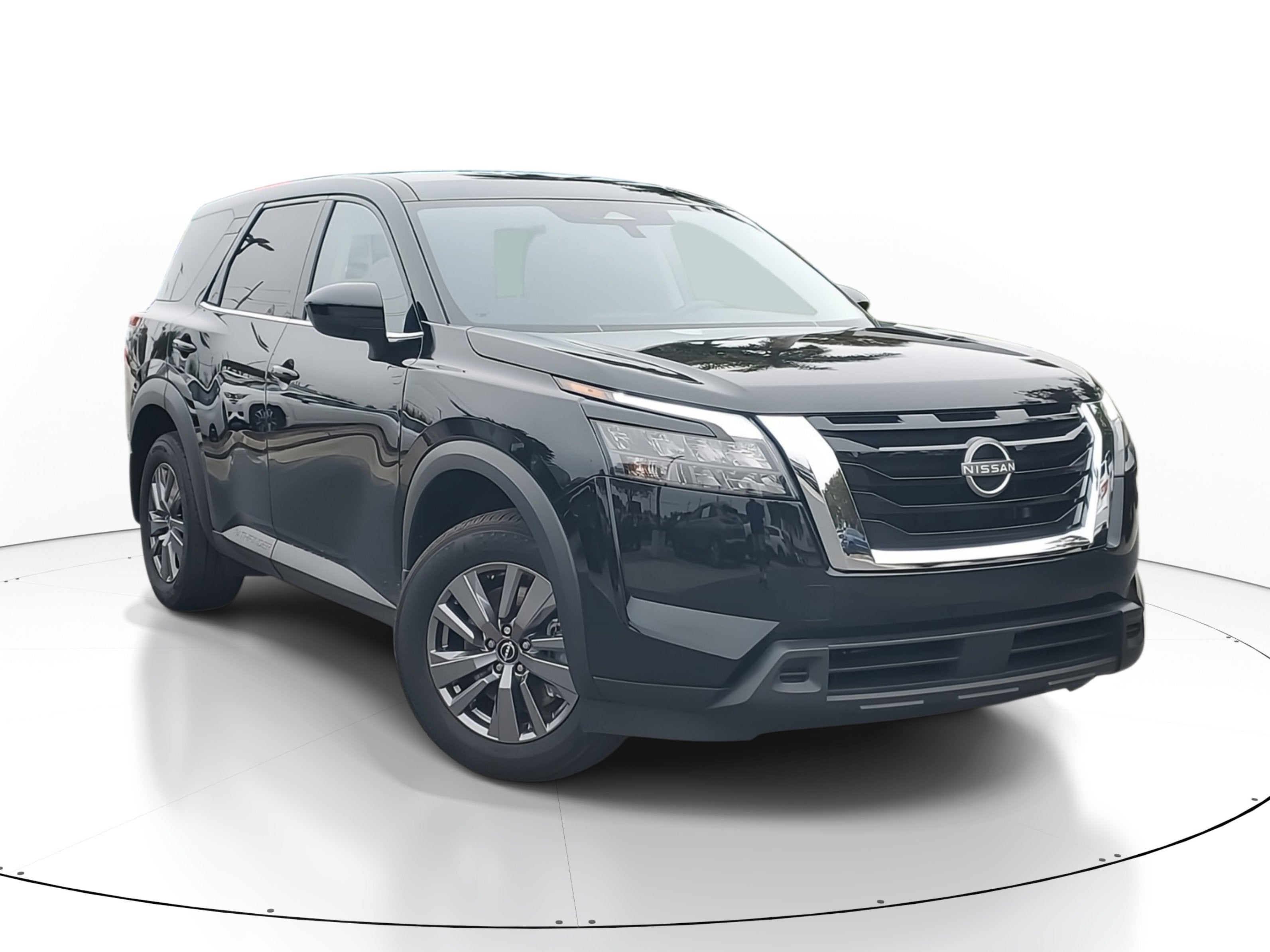 2025 Nissan Pathfinder S
