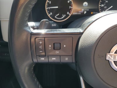 2022 Nissan Pathfinder SV