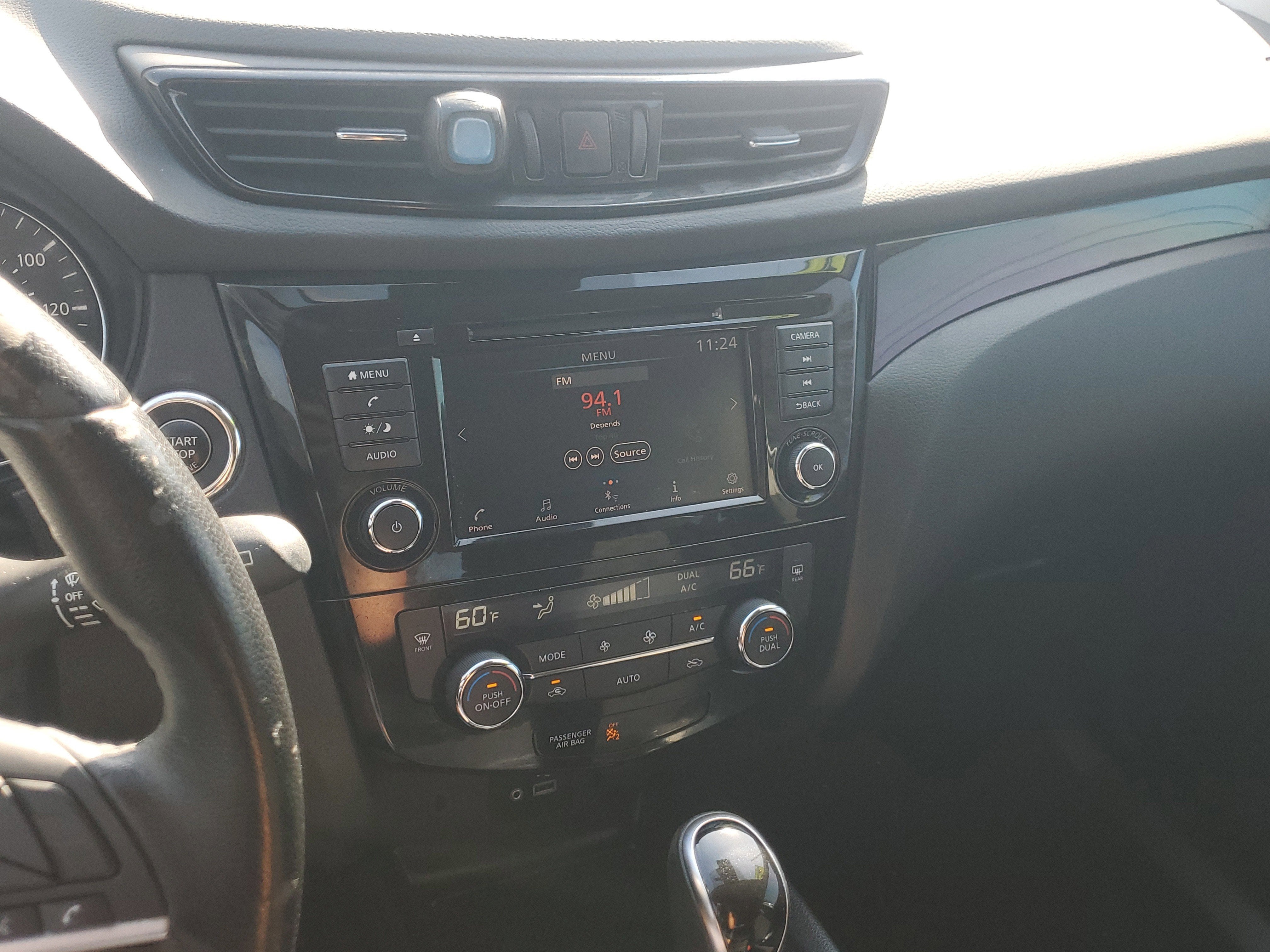 2021 Nissan Rogue Sport SV