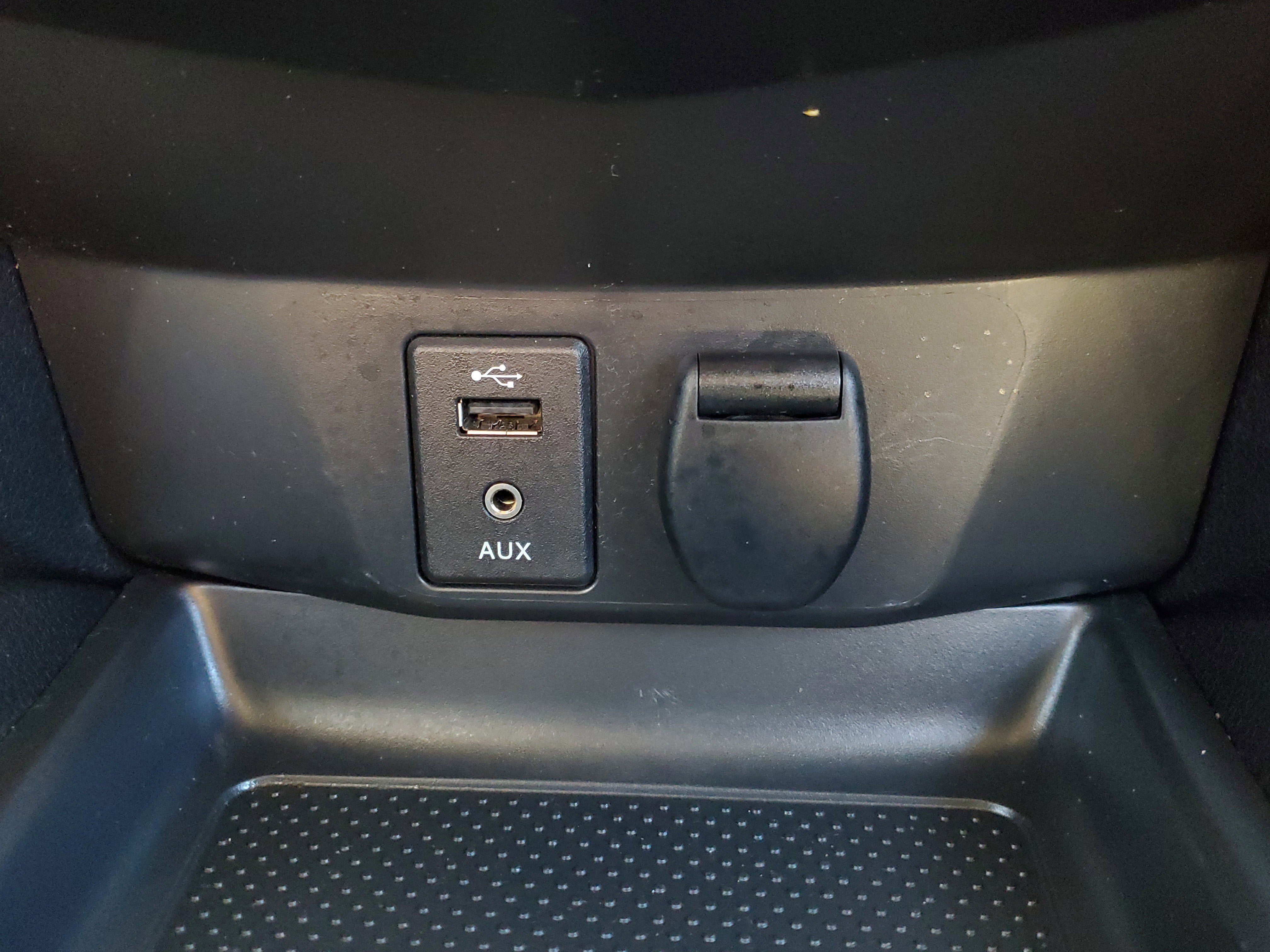 2018 Nissan Rogue Sport SV