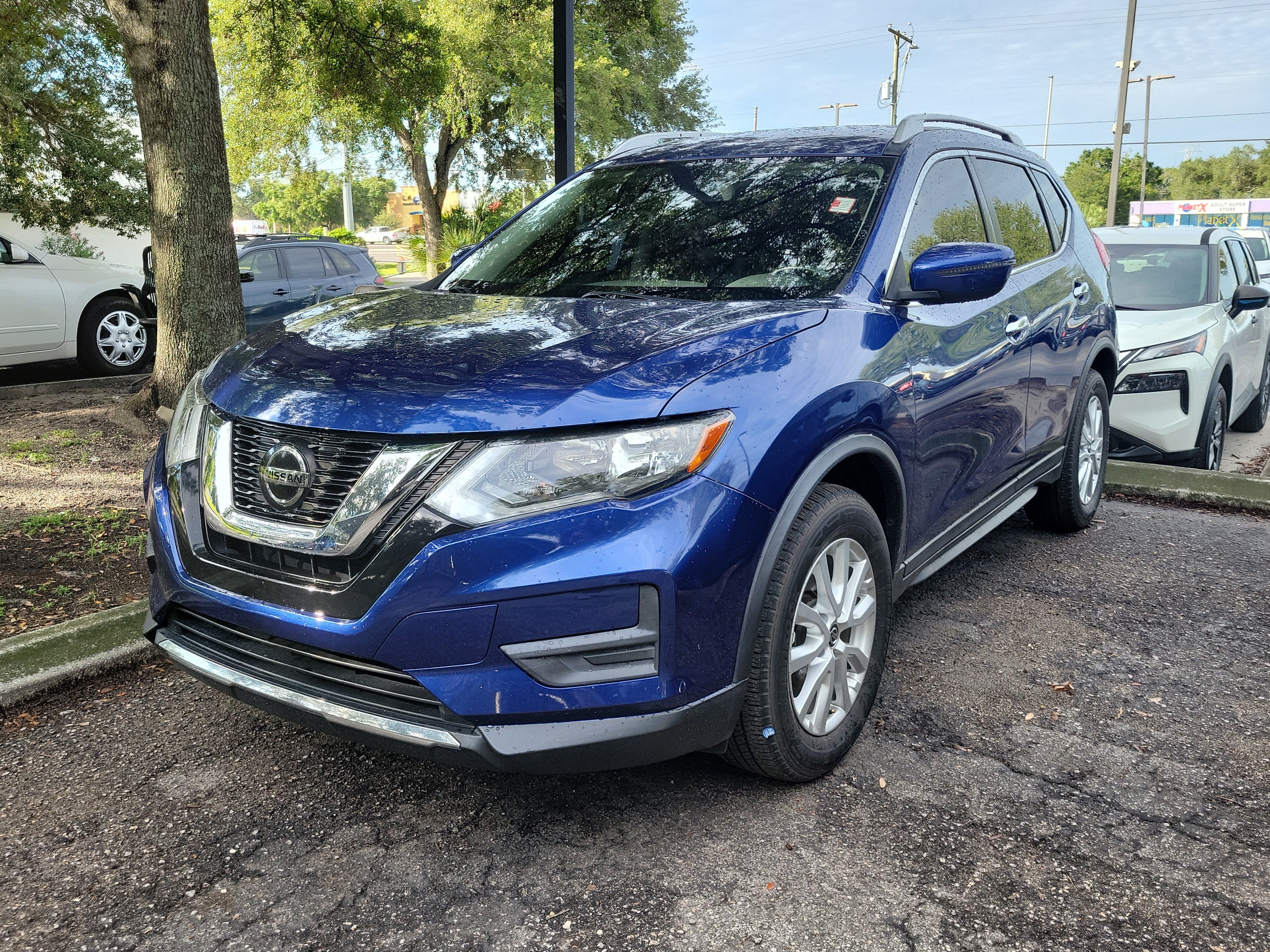 2020 Nissan Rogue SV