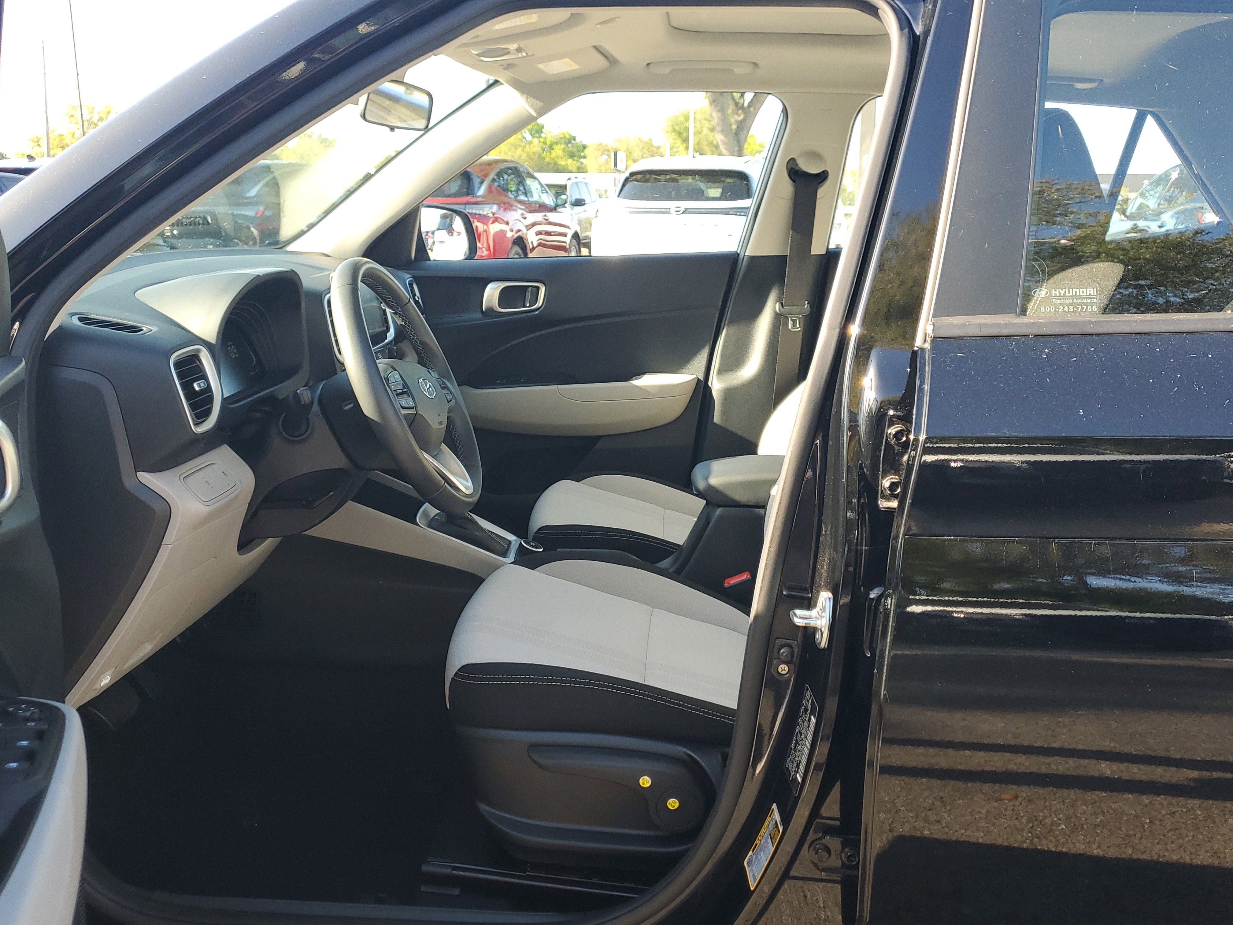 2025 Hyundai Venue SEL