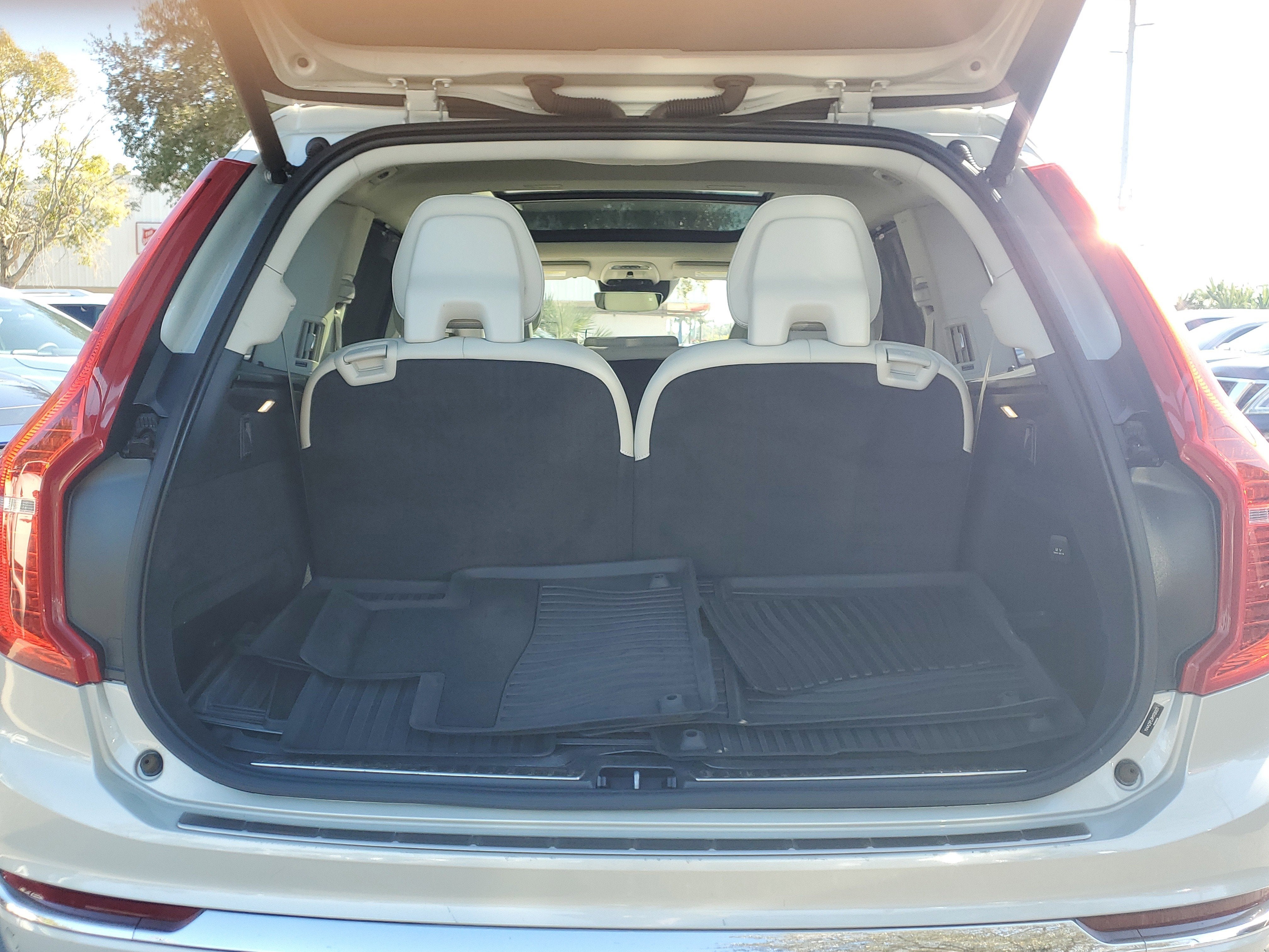 2021 Volvo XC90 Inscription