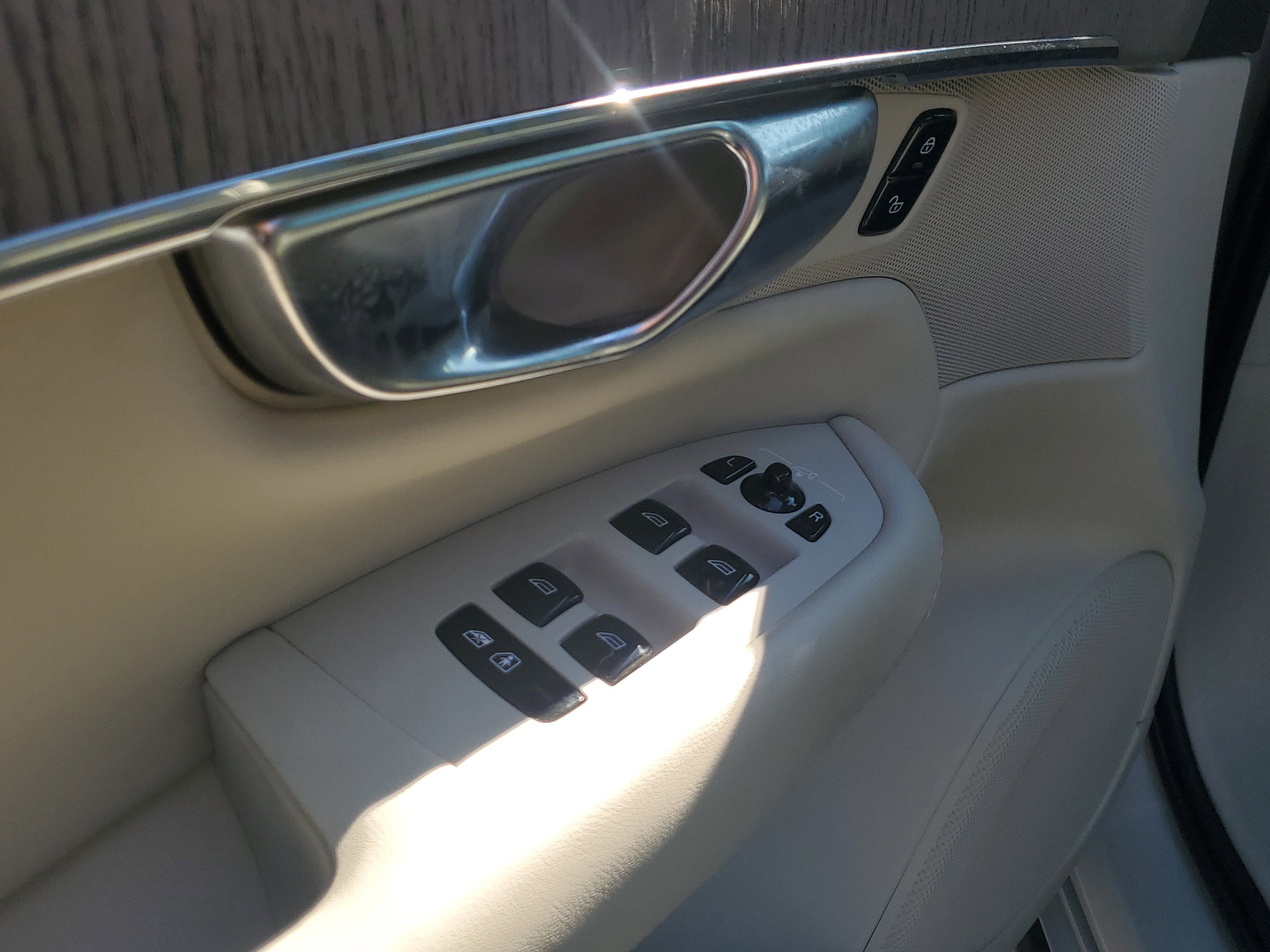 2021 Volvo XC90 Inscription