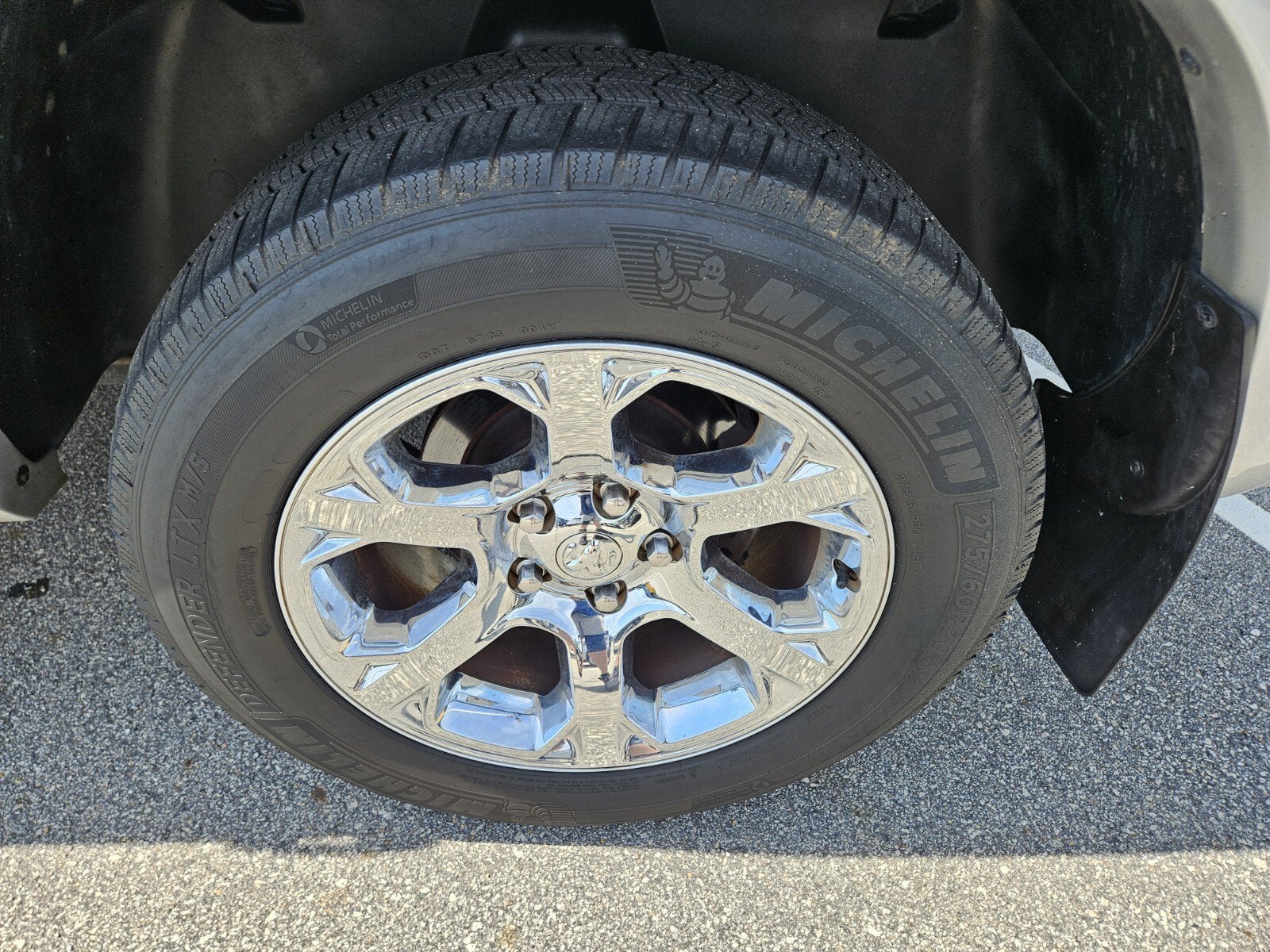 2016 RAM 1500 Laramie