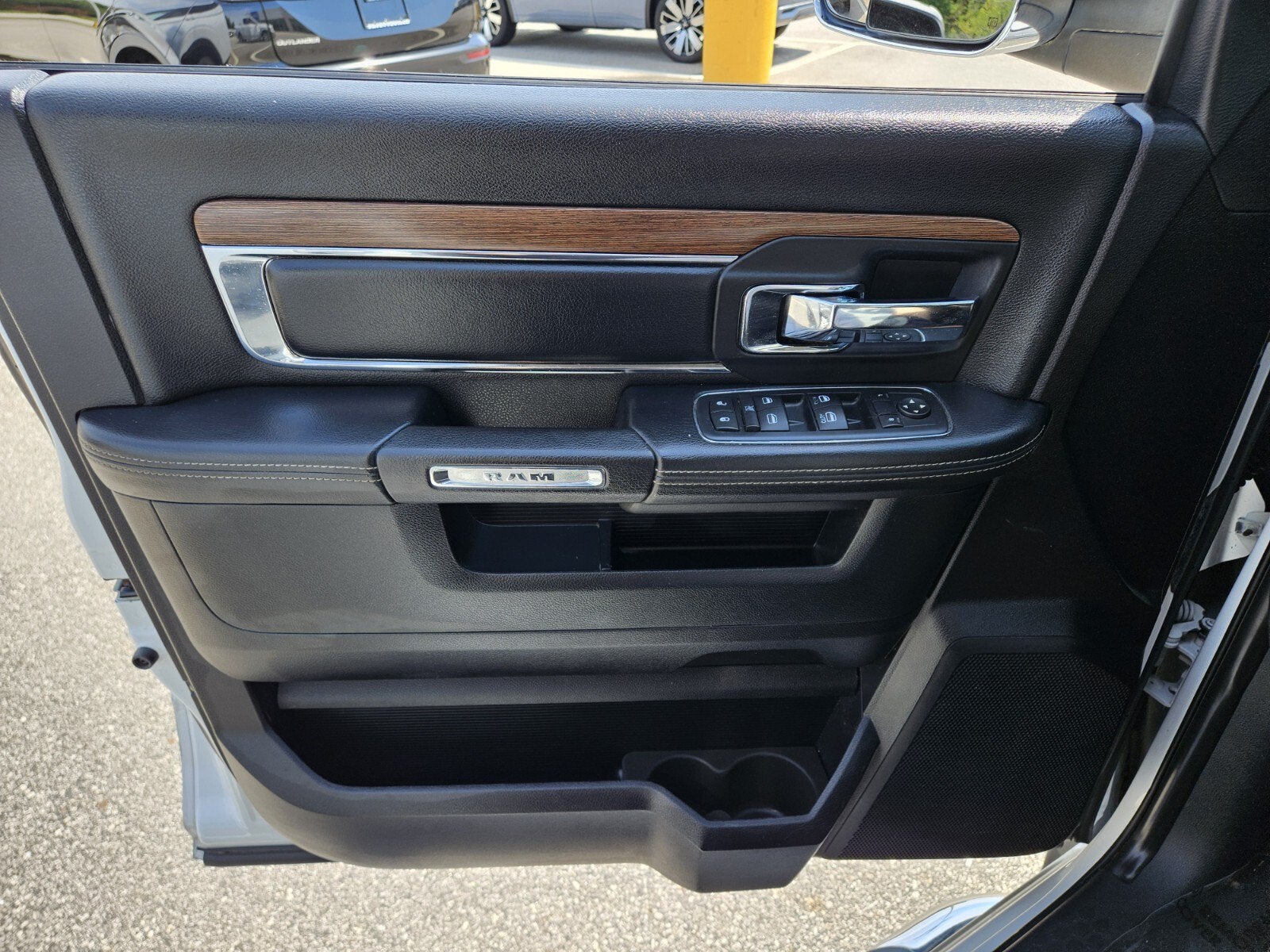 2016 RAM 1500 Laramie