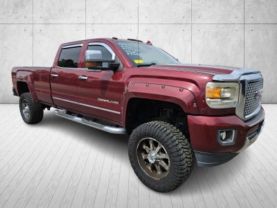 2015 GMC Sierra 3500HD available WiFi Denali