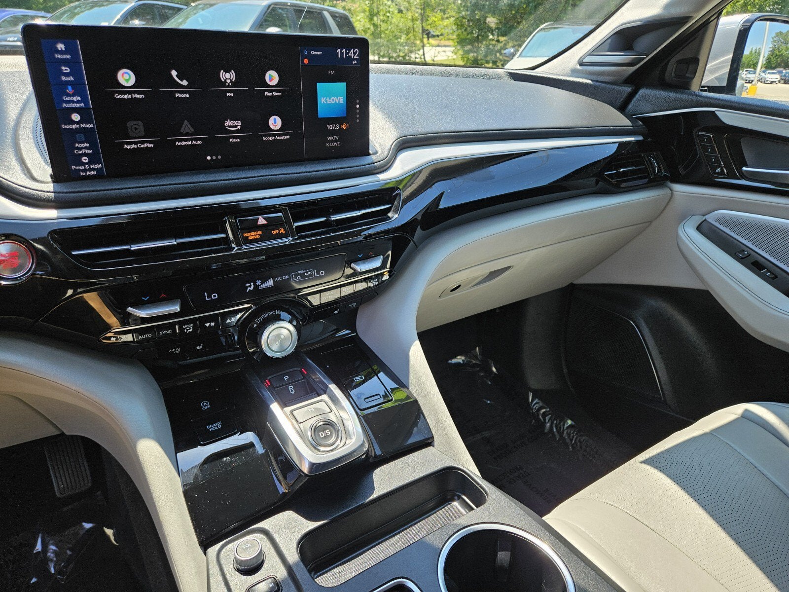 2025 Acura MDX w/Technology Package