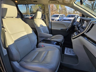 2019 Toyota Sienna L