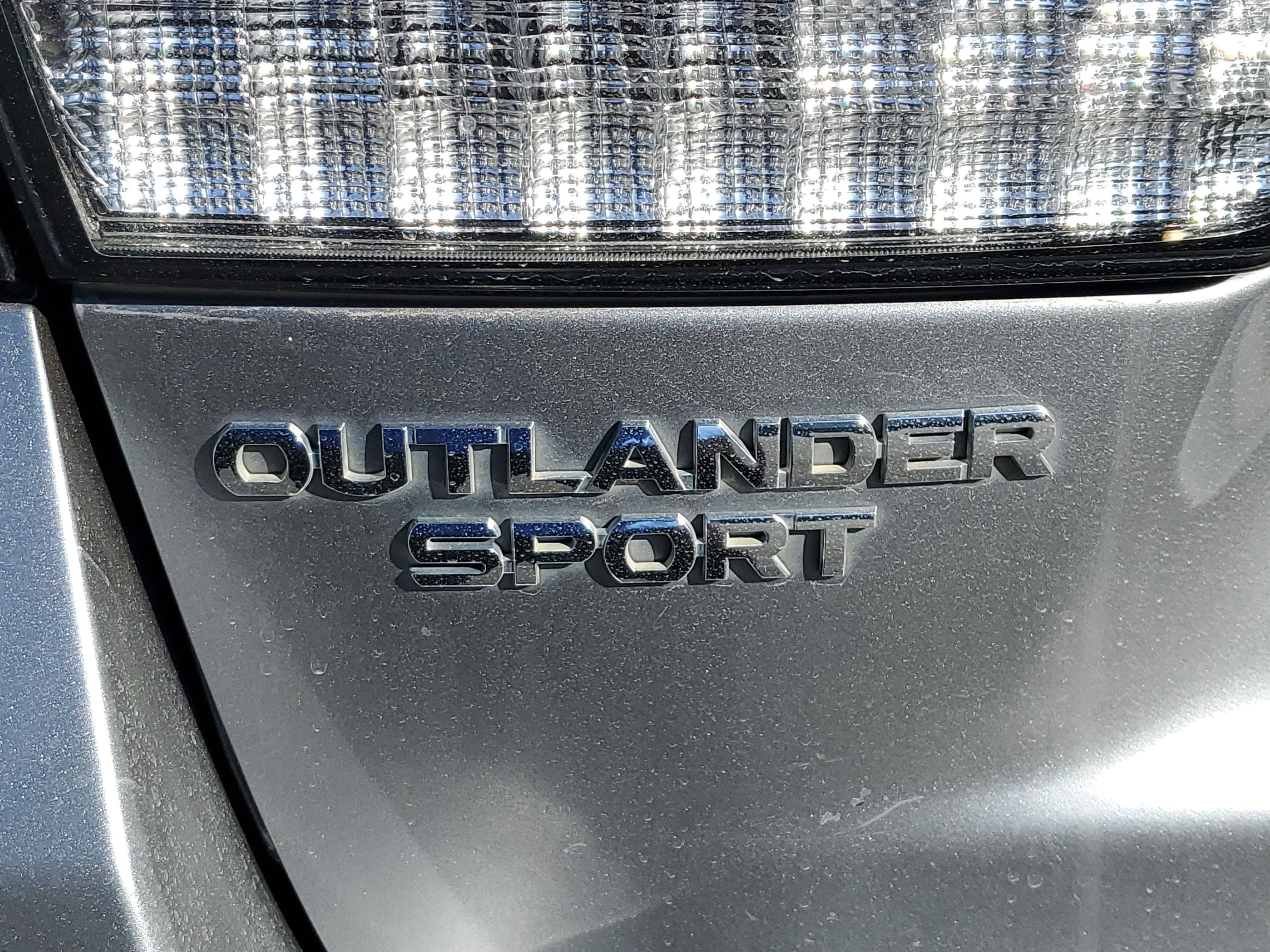 2022 Mitsubishi Outlander Sport S