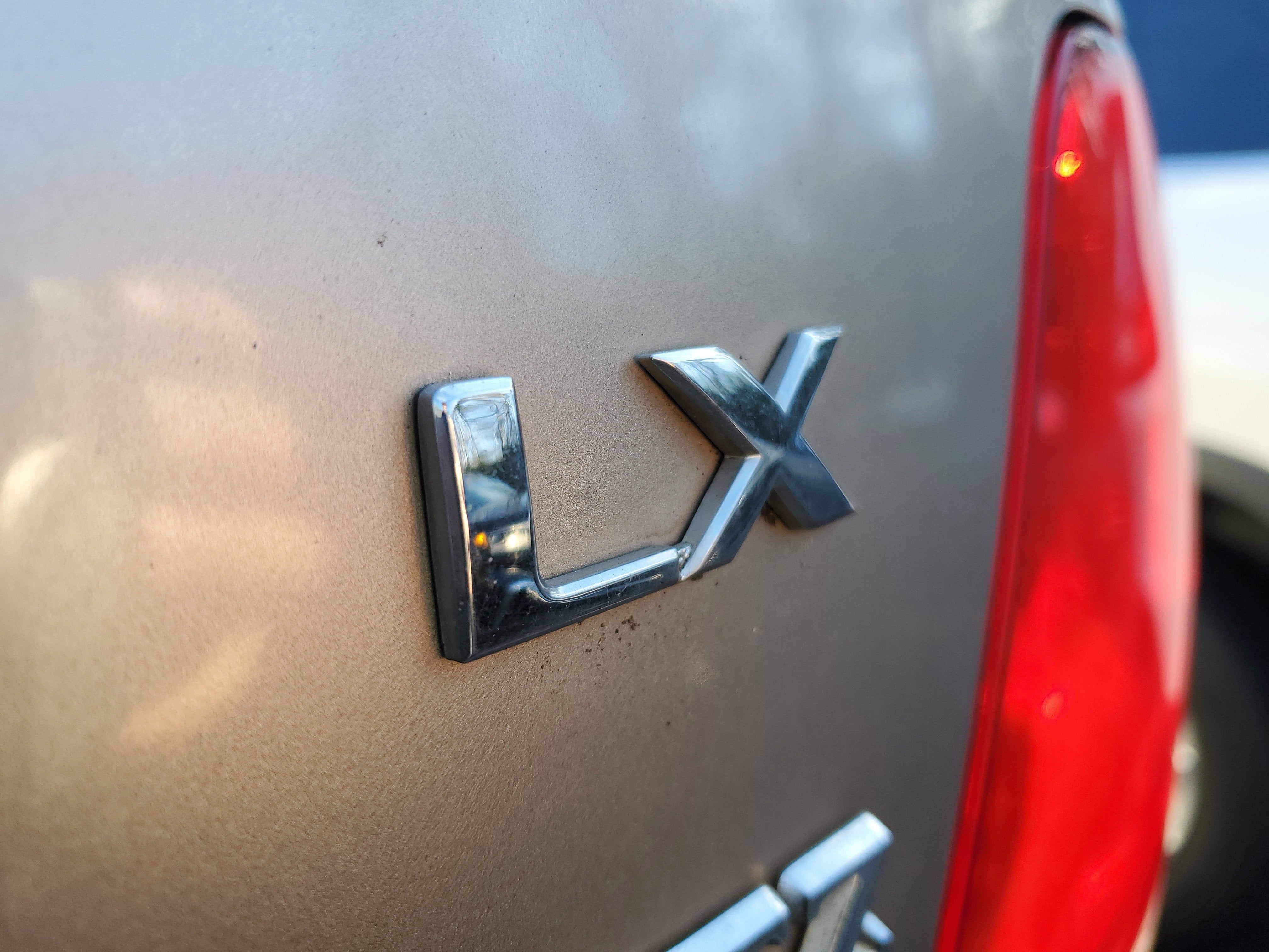 2005 Kia Sorento Base