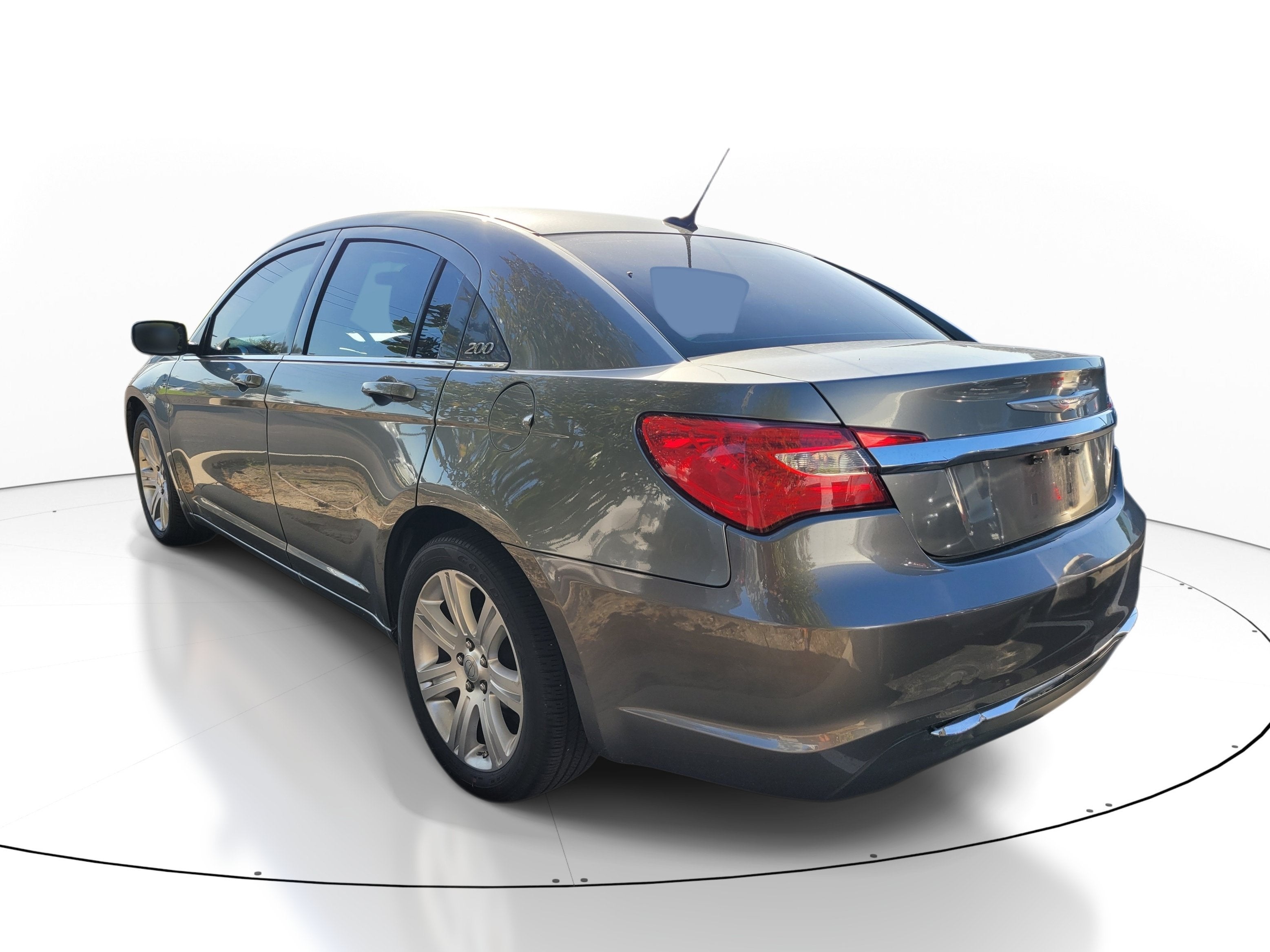 2013 Chrysler 200 Touring