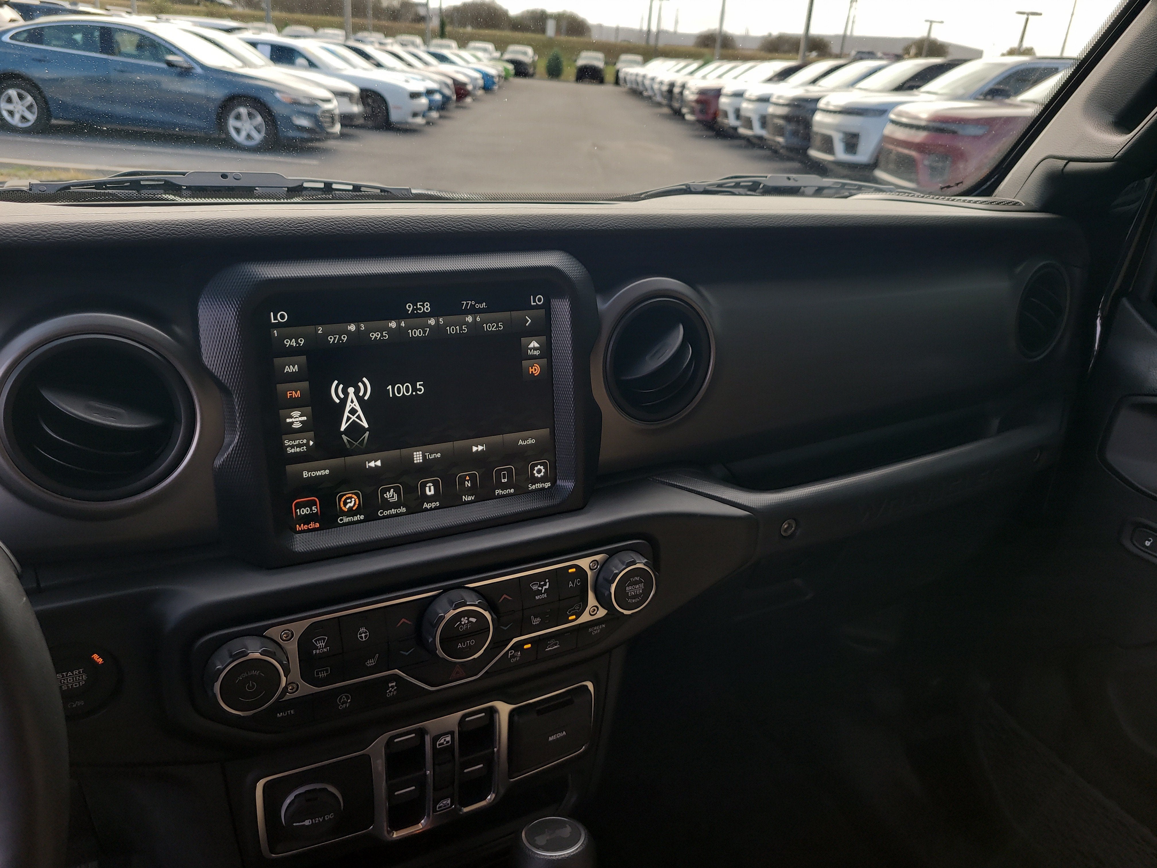 2022 Jeep Wrangler Unlimited Willys