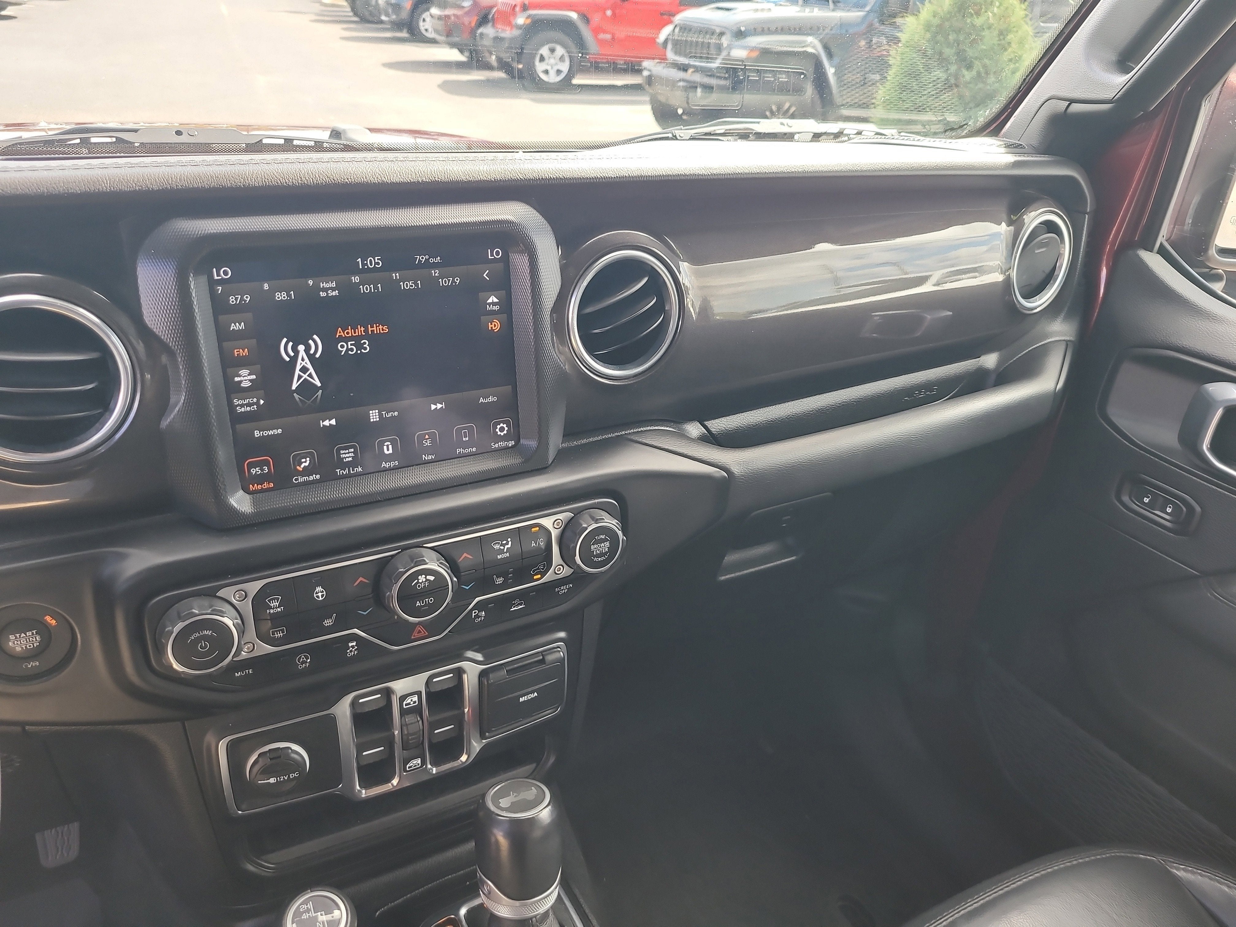 2021 Jeep Wrangler Unlimited Sahara Altitude