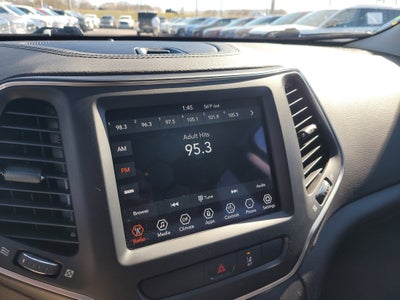2022 Jeep Cherokee Latitude Lux
