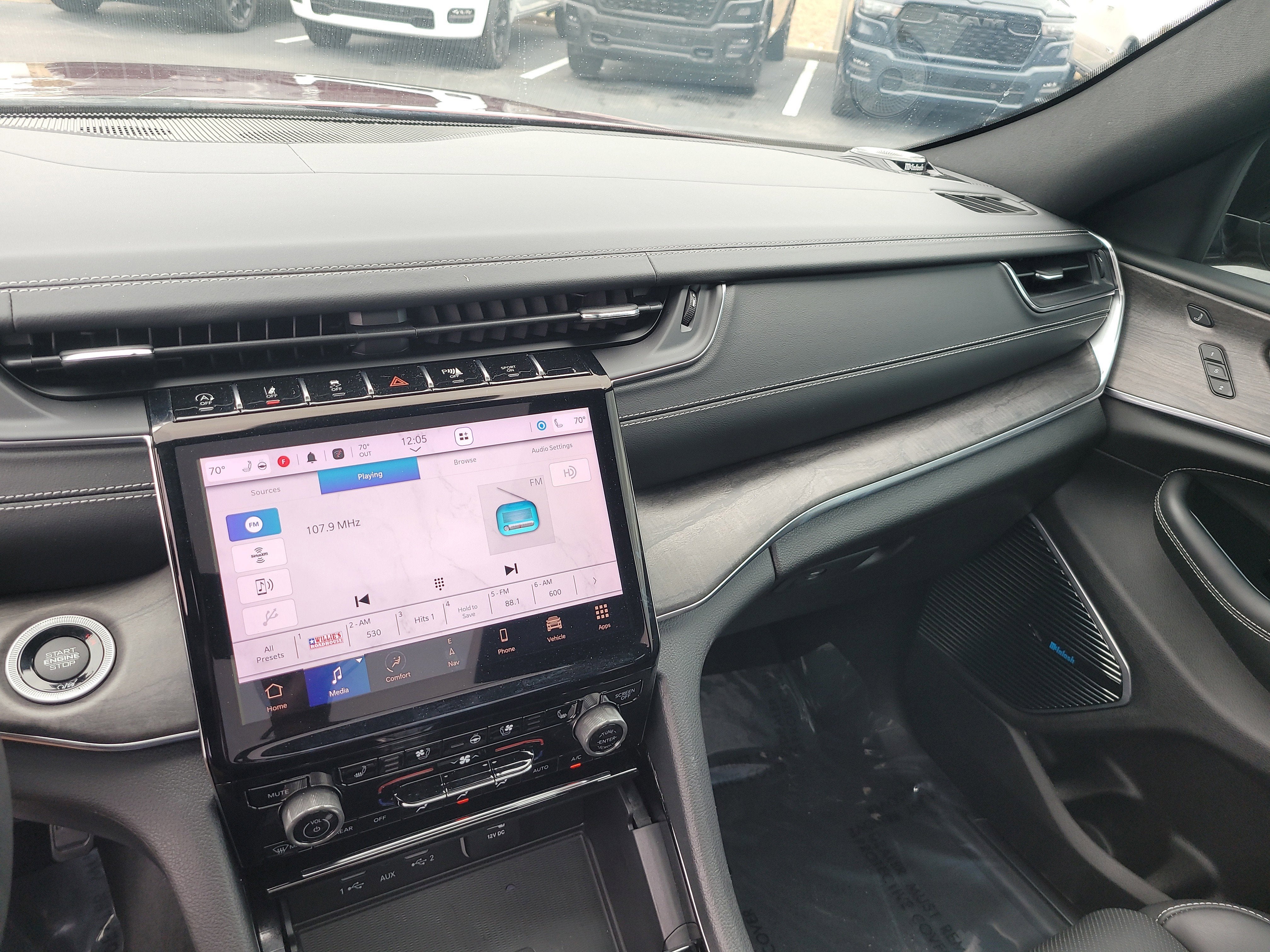 2023 Jeep Grand Cherokee Overland