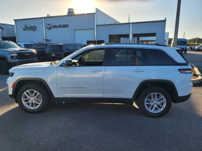 2023 Jeep Grand Cherokee Laredo X